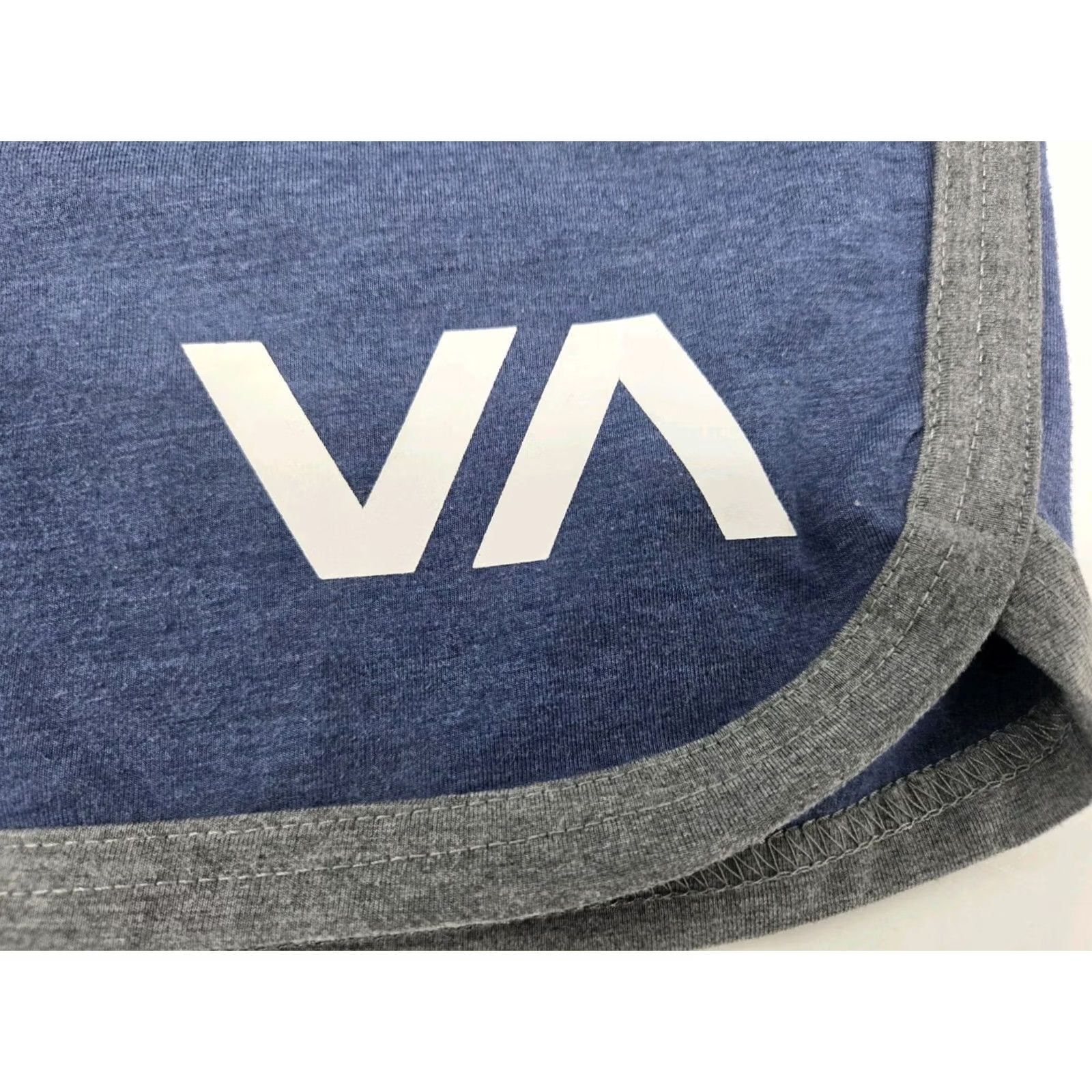 RVCA RVCA Mens Athletic Fleece Shorts Pockets Drawstring Blue 34 Regular Shorts Mens Athletic Blue 34" Wallet? Size US 34 / EU 50 - 5 Thumbnail