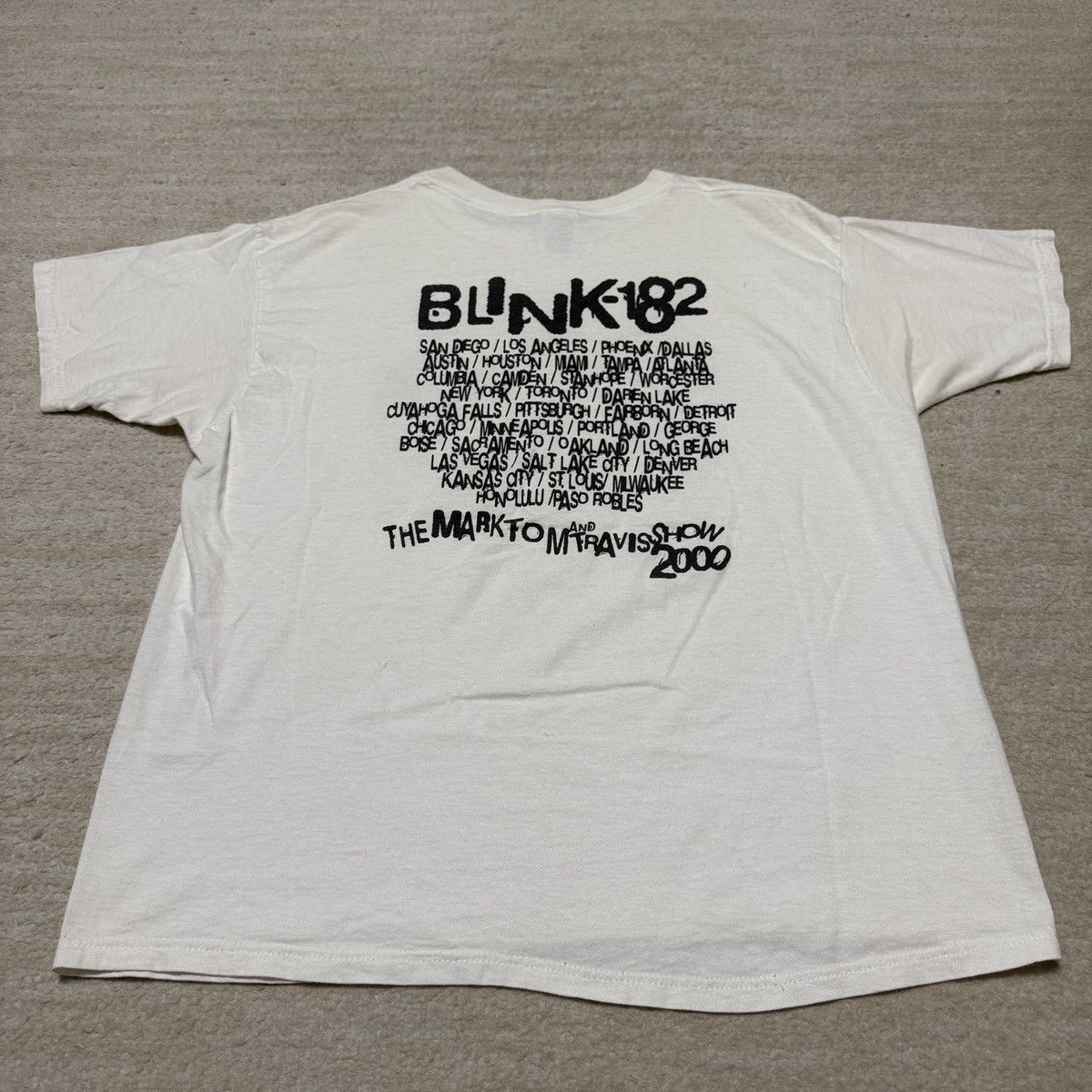 Fruit Of The Loom Vintage Y2K Blink 182 Mark Tom and Travis Show Tour T-shirt Size US XL / EU 56 / 4 - 7 Thumbnail