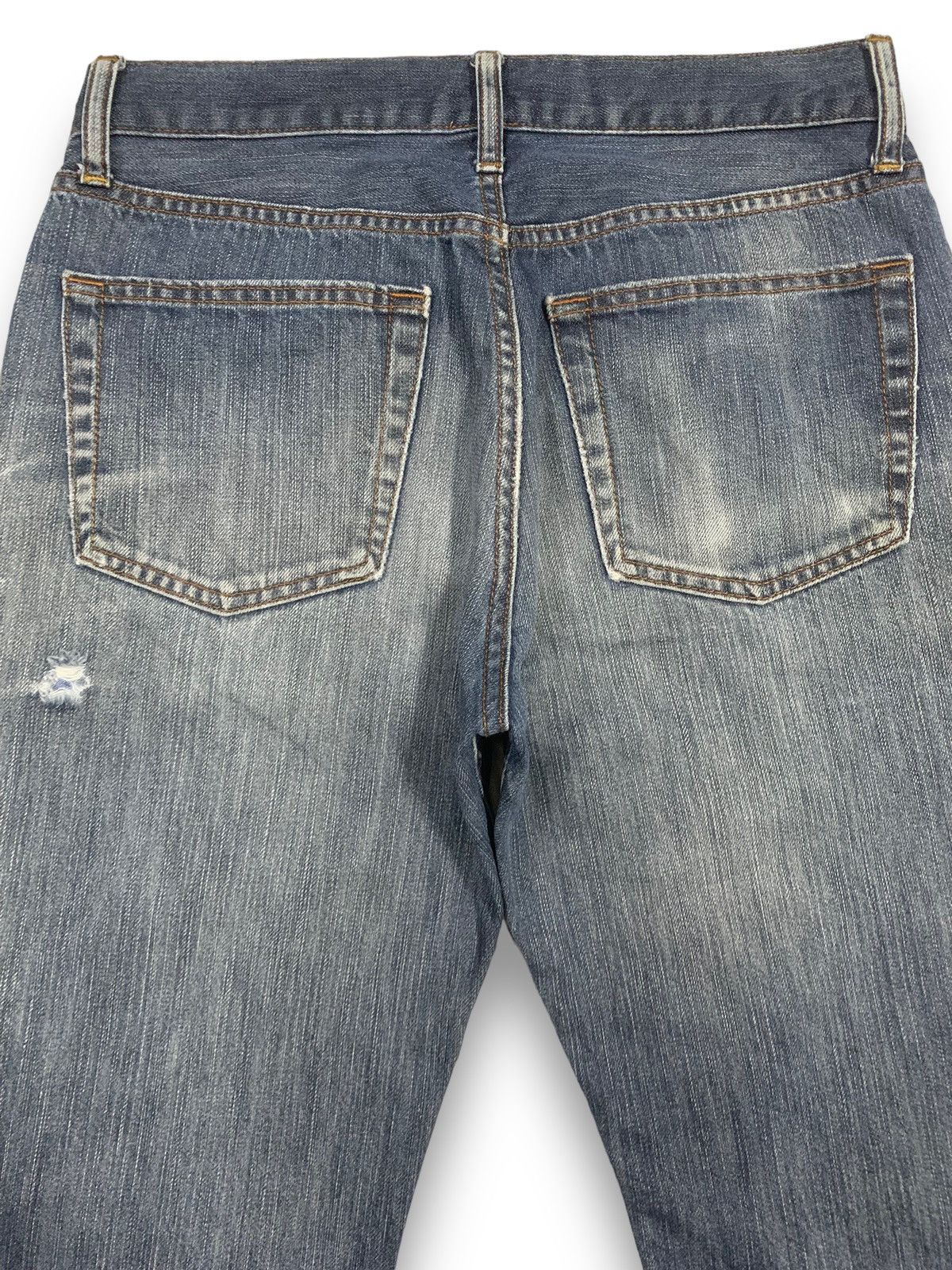 Uniqlo Vintage Uniqlo UJ Faded Wash Loose Straight Distressed Jeans Size US 30 / EU 46 - 12 Thumbnail