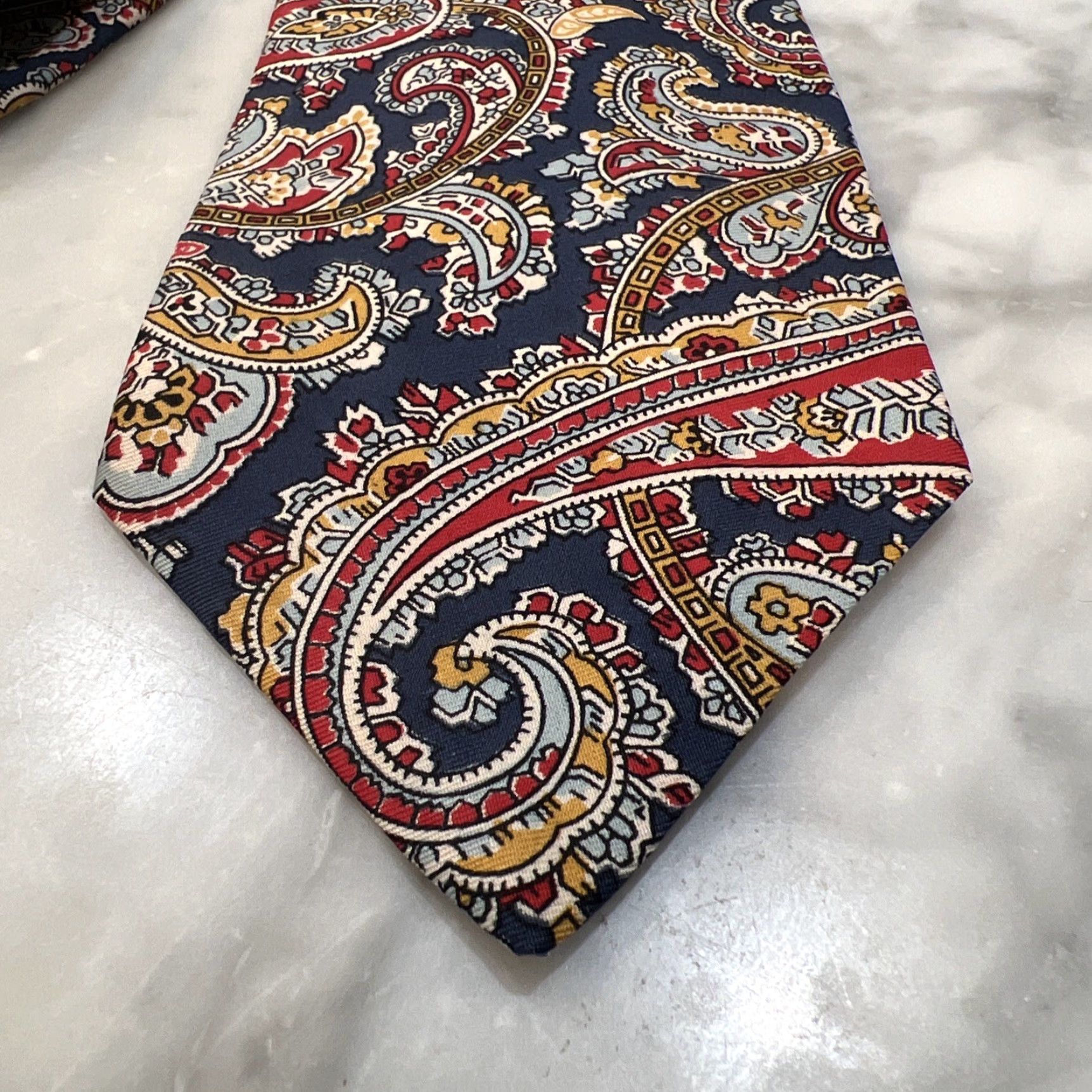 Liberty London VINTAGE Liberty Necktie Paisley Blue Goldwater Silk Tie Men’s England Jacquard 57"-60" Classic Theme Paisley Size ONE SIZE - 3 Thumbnail