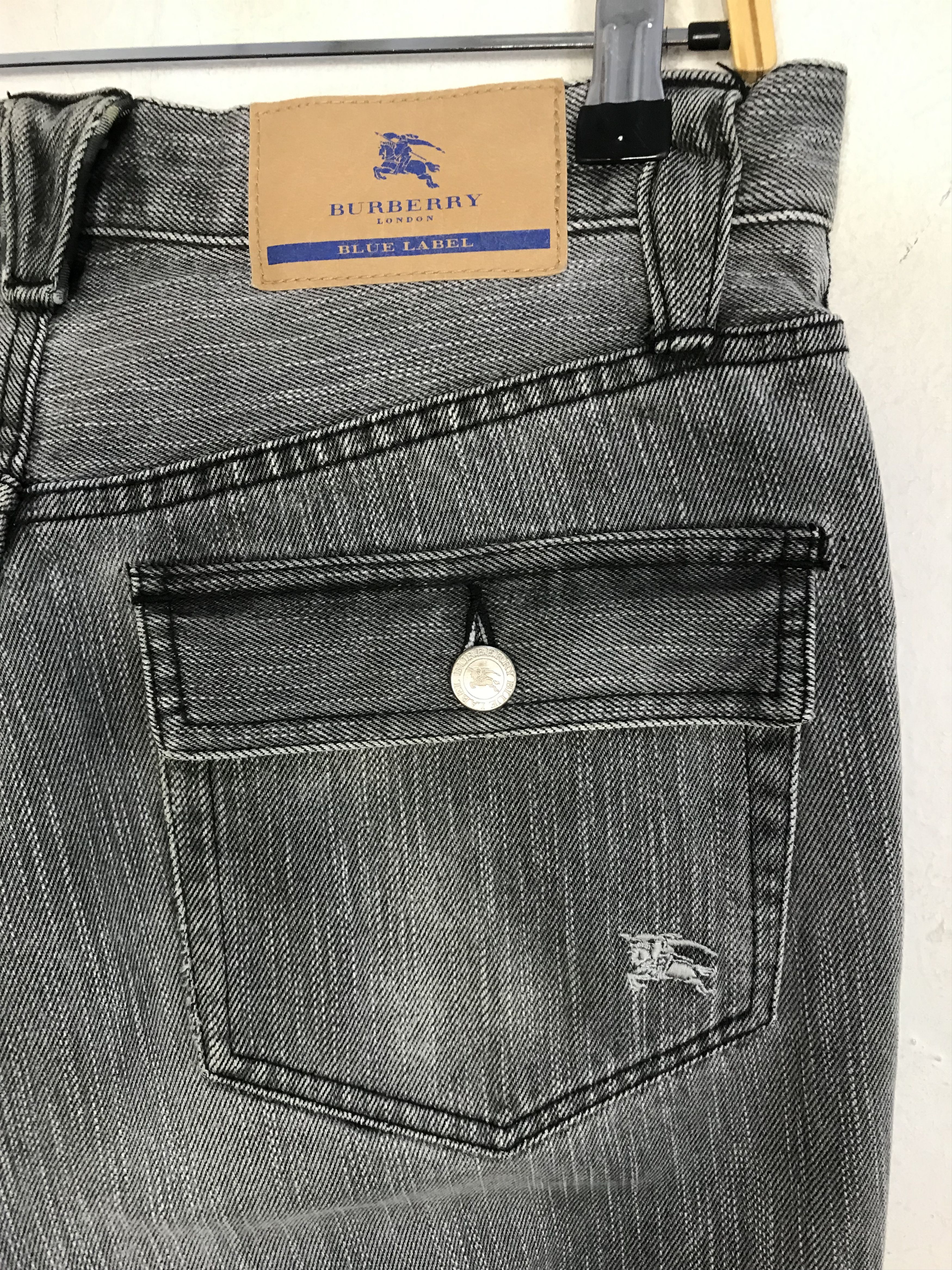 Burberry Burberry London Blue Label Button Jeans Fashion Style Size US 31 - 11 Thumbnail