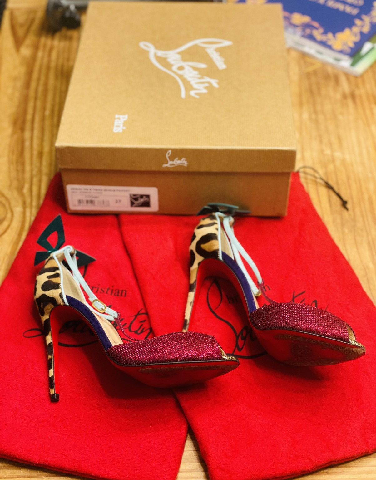 Christian Louboutin Christian Louboutin Peep-Toe Heels with Butterfly Bows Size US 7 / IT 37 - 2 Thumbnail