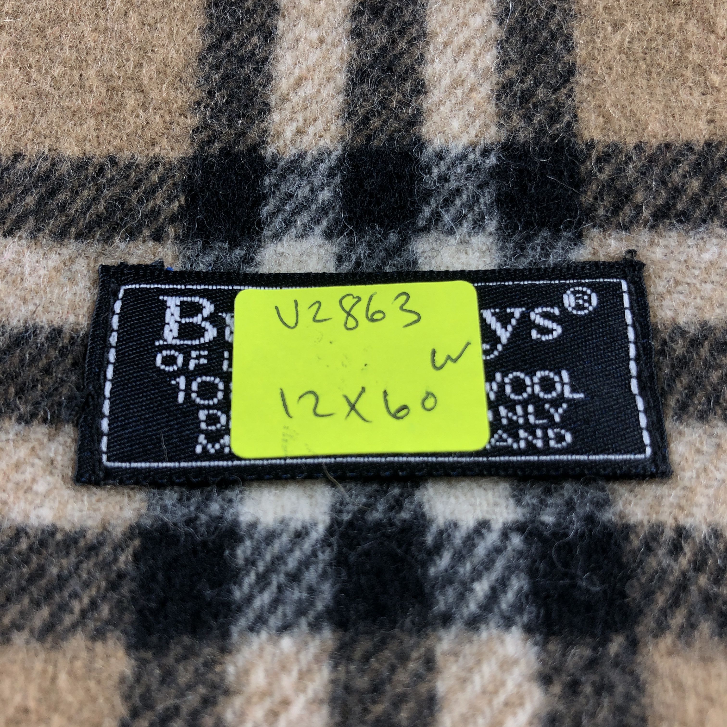 Burberry Burberry Tan Nova Check Wool Scarf Muffler V2863 Size ONE SIZE - 5 Thumbnail