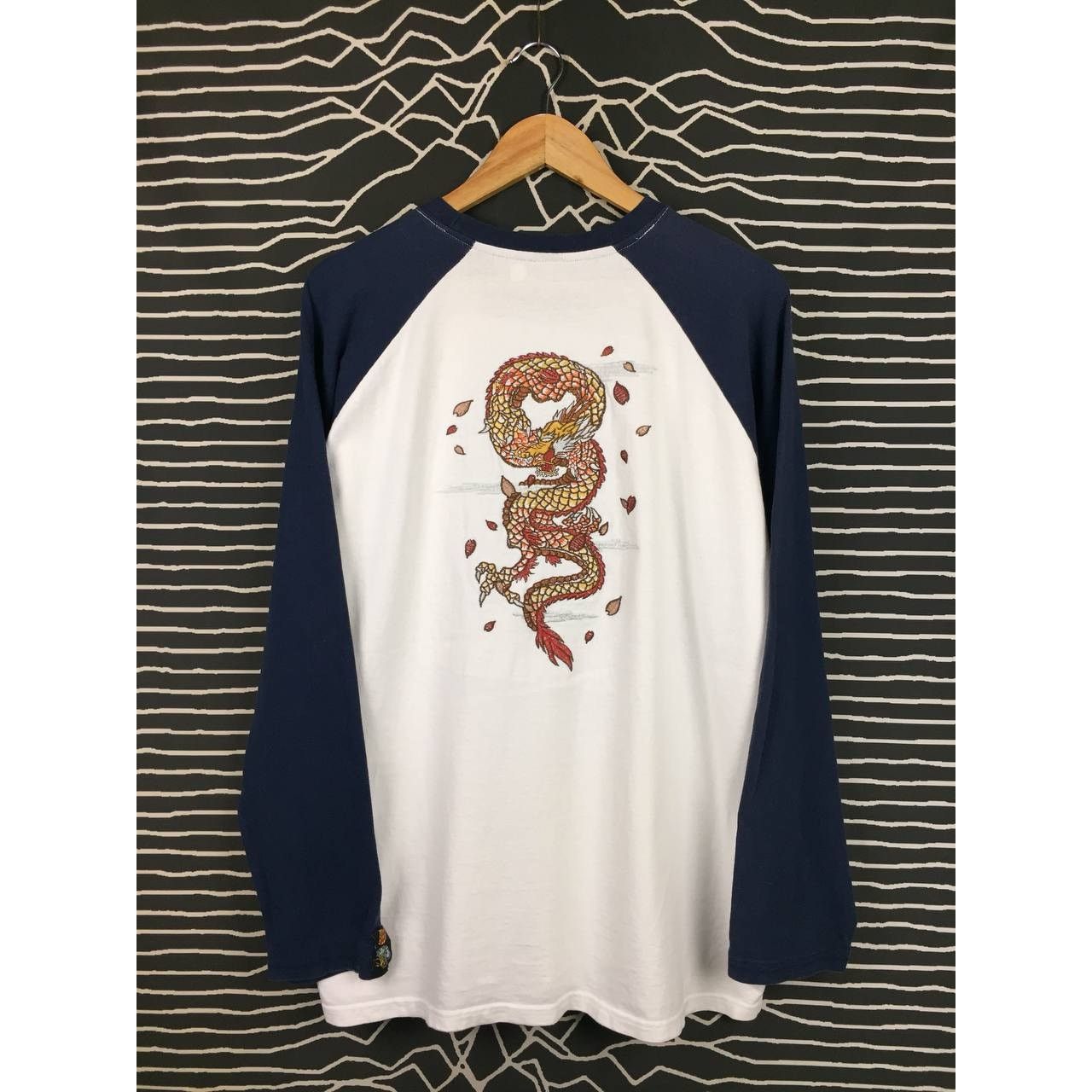 Japanese Brand Vtg Studio Hiro Dragon Embroidery Long Sleeve Sukajan Tee Size US XL / EU 56 / 4 - 1 Thumbnail