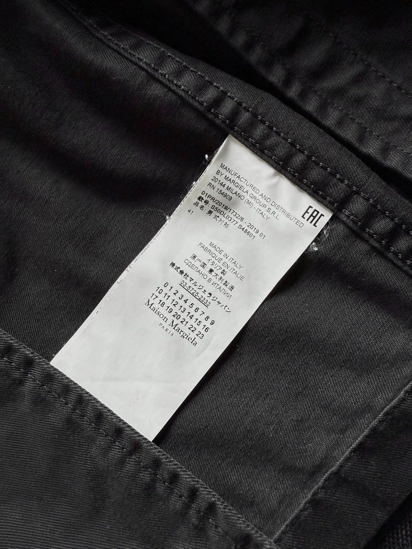 Maison Margiela Maison Margiela 19SS Frayed Denim Jkt 41 Black Size US L / EU 52-54 / 3 - 7 Thumbnail