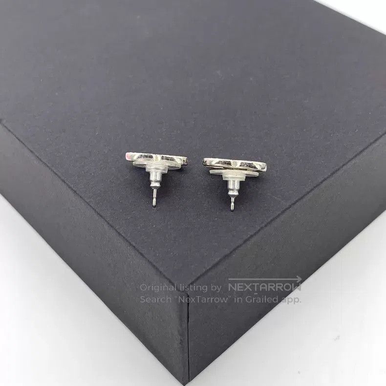 Chanel Chanel Gold double C diamond stud earrings Size ONE SIZE - 2 Thumbnail