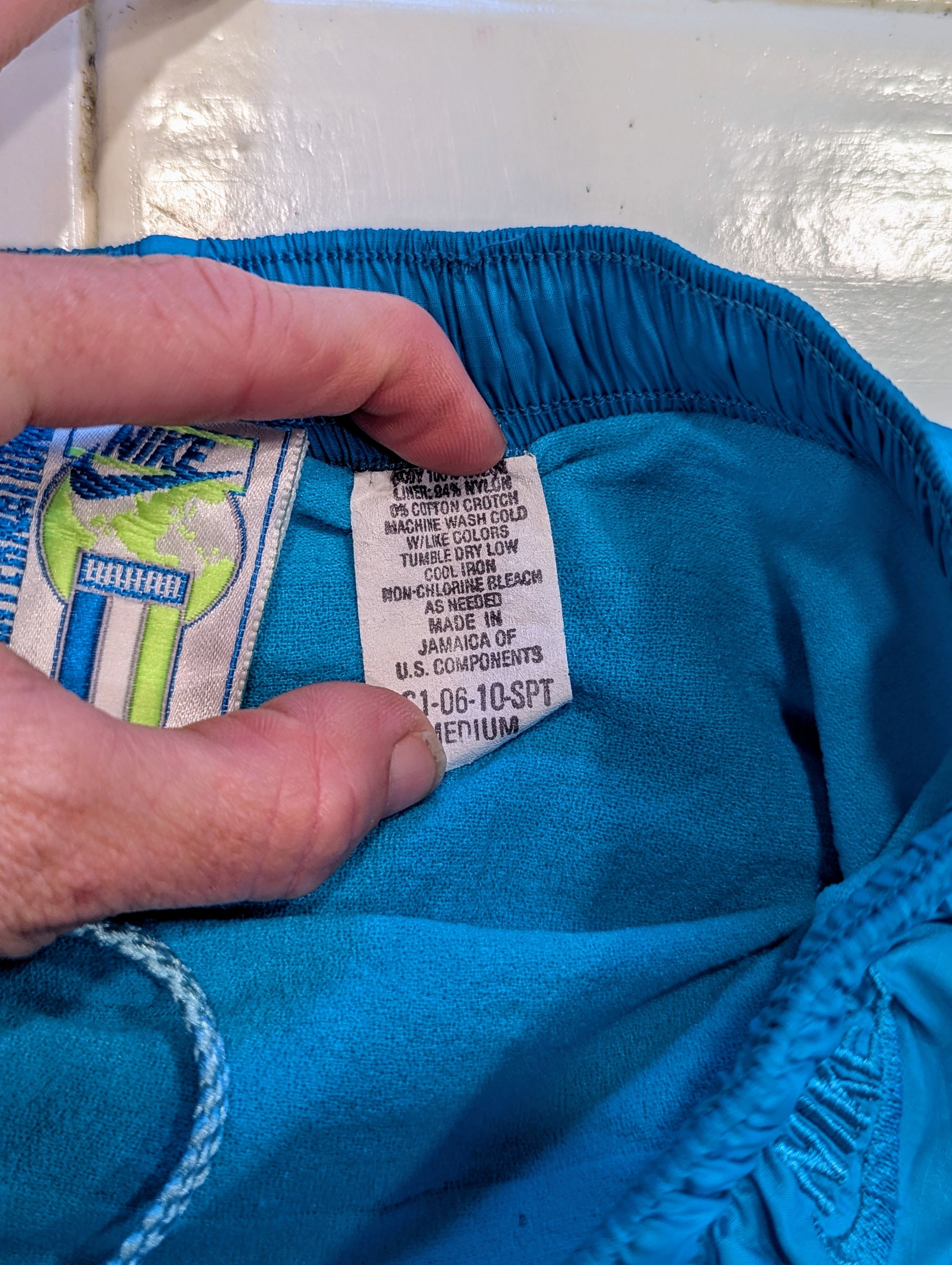 Nike Vintage 80s Nike Nylon Sprinter Shorts Blue Size M Rare Size 27" / US 4 / IT 40 - 7 Thumbnail