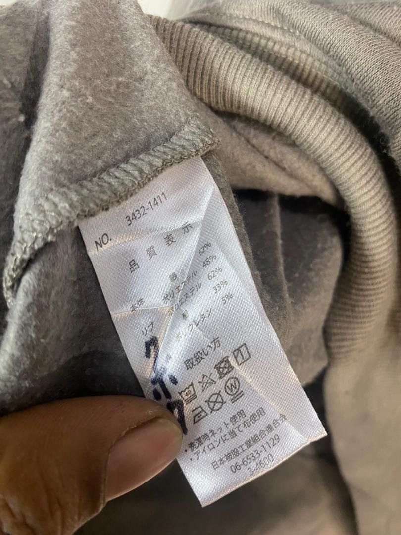 Japanese Brand Gianni Valentino half zipper sweatshirt Size US M / EU 48-50 / 2 - 5 Thumbnail