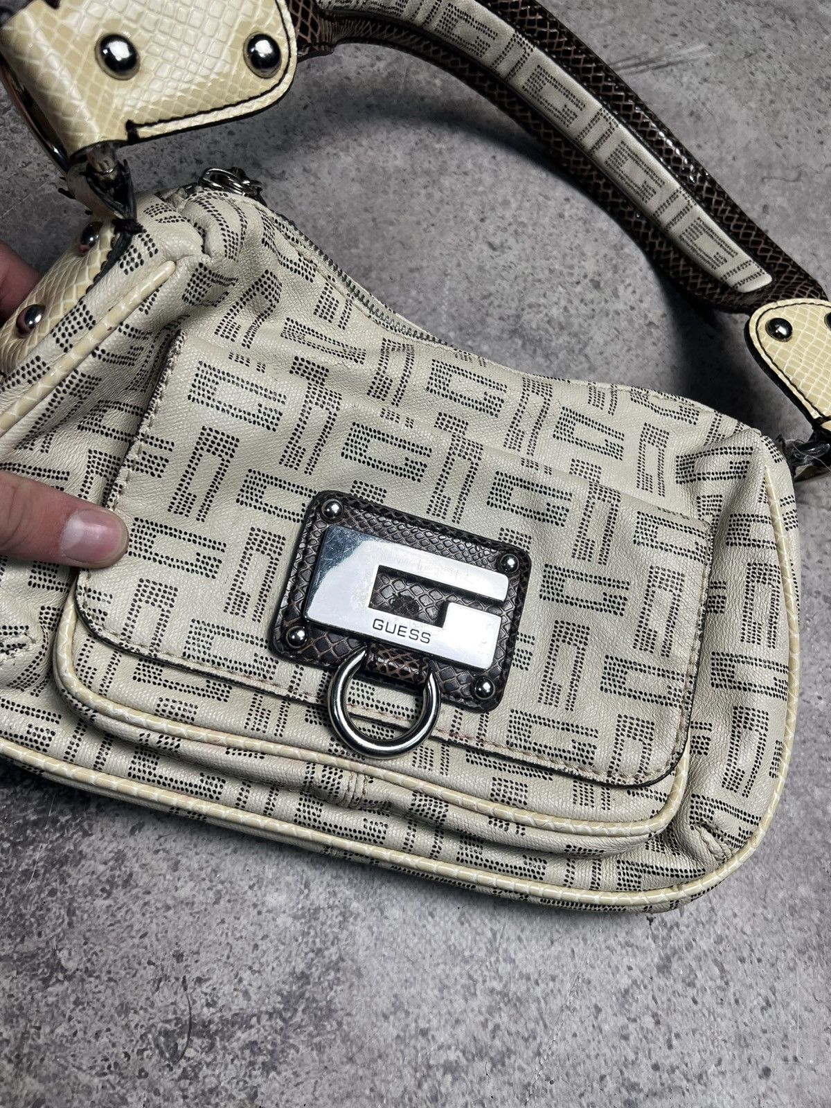 Guess Guess Vintage Bags Rare Y2K Size ONE SIZE - 4 Thumbnail