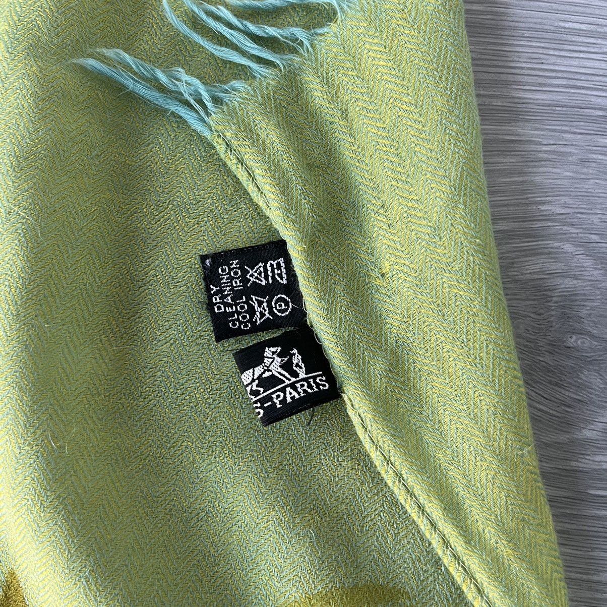 Hermes Hermès Big H Cashmere Blanket Scarf Large Size ONE SIZE - 9 Thumbnail