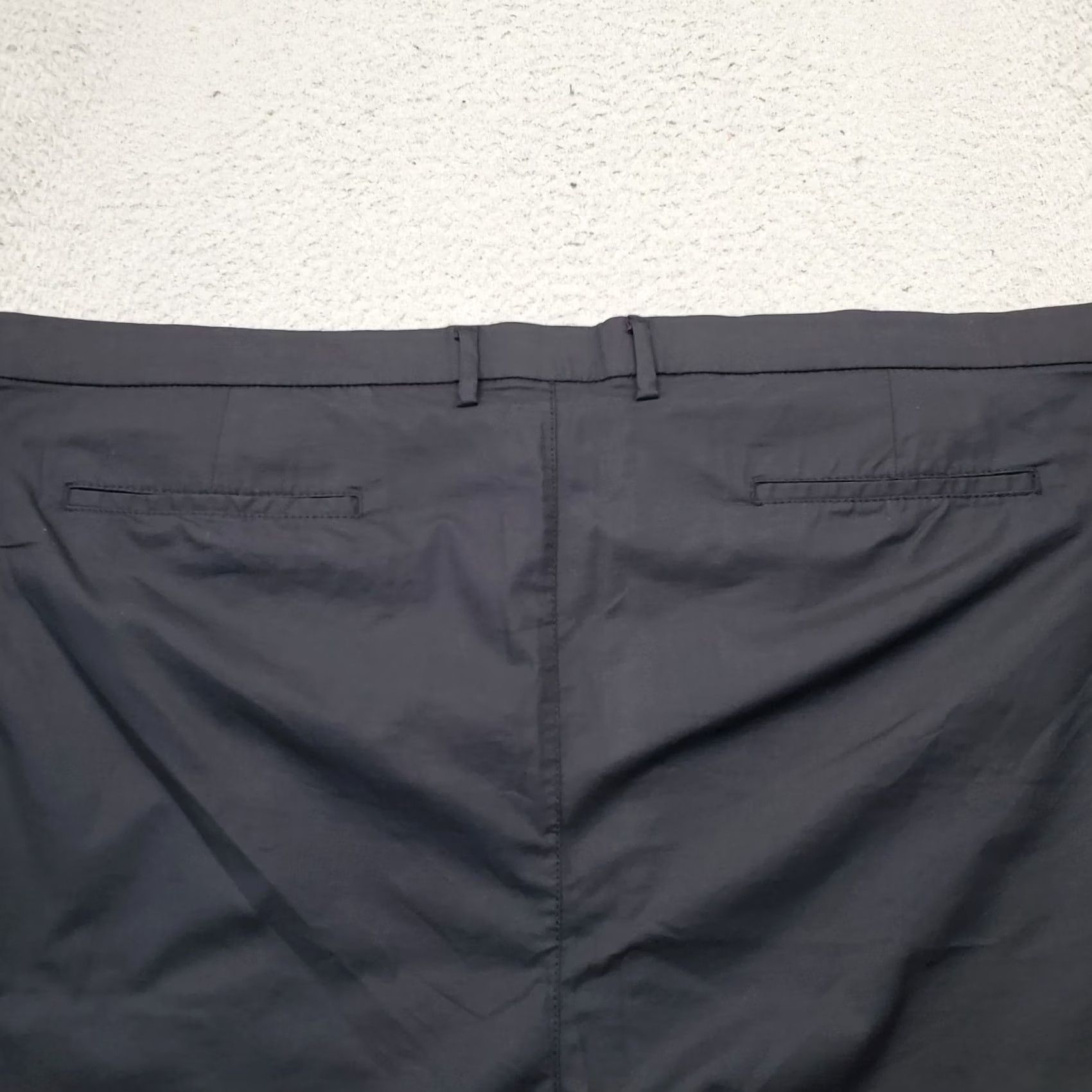 Old Navy Old Navy Shorts Mens 54 Black Cotton Ultimate Tech Slim Built-In Flex Stretch Shorts Mens 54 Black Cotton Ultimate Tech Slim Built-In Flex Stretch Size US 38 / EU 54 - 8 Thumbnail