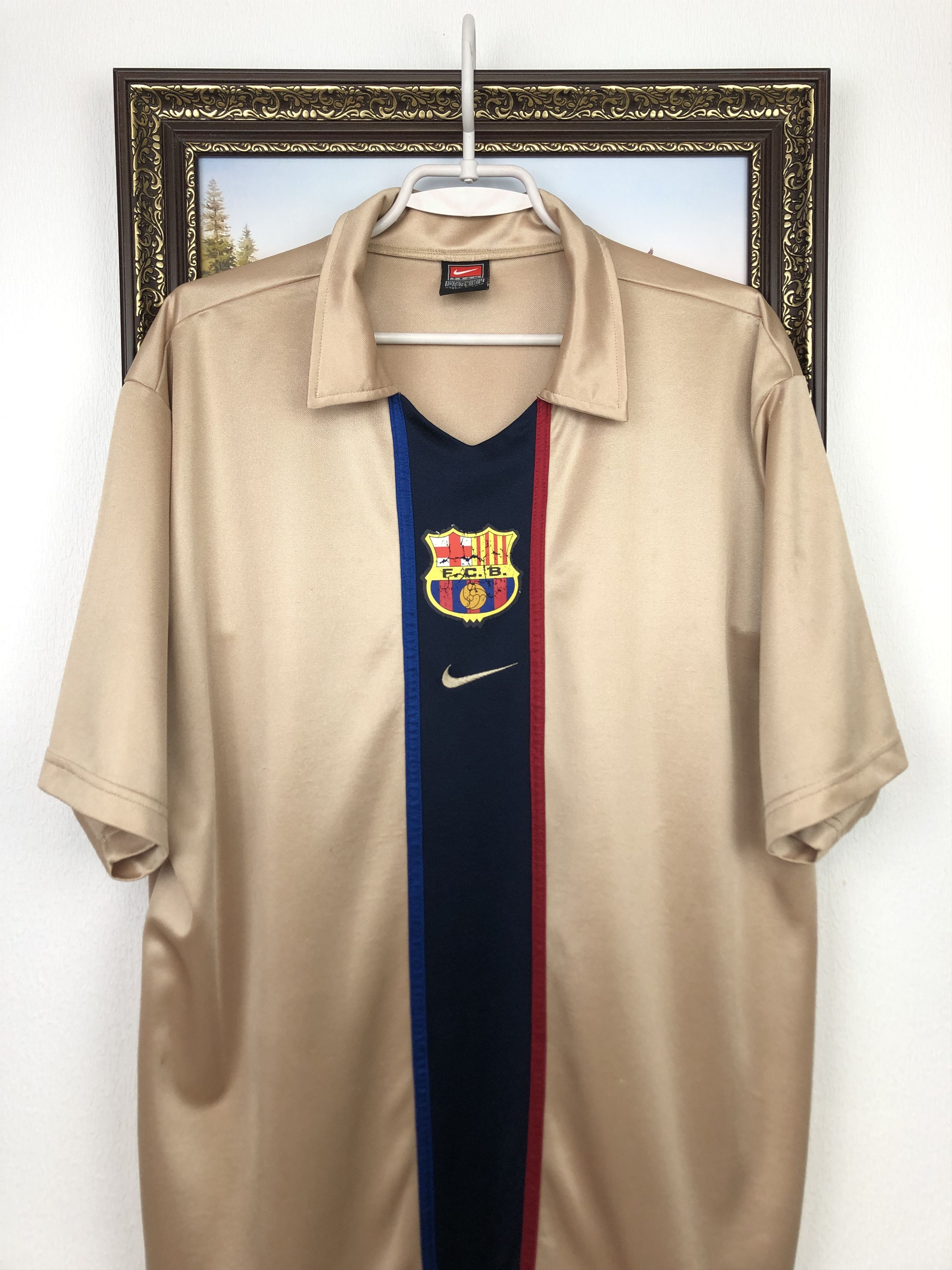 Nike Barcelona football shirt 2001 Soccer Nike Jersey Camiseta Size US XL / EU 56 / 4 - 2 Thumbnail
