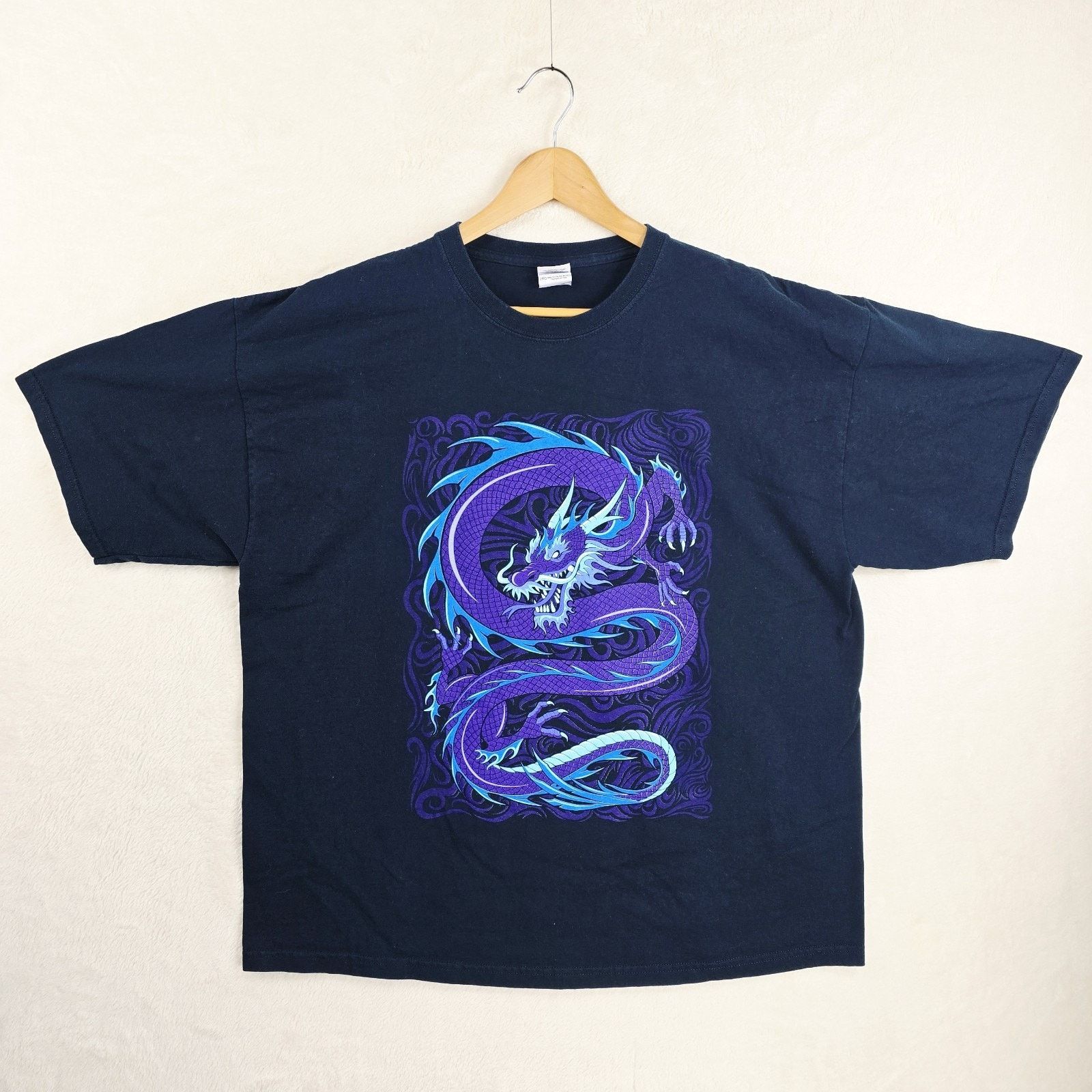 Gildan Vintage Purple Dragon Tribal Shirt Mens XXL Y2K Grunge Size US XXL / EU 58 / 5 - 2 Thumbnail