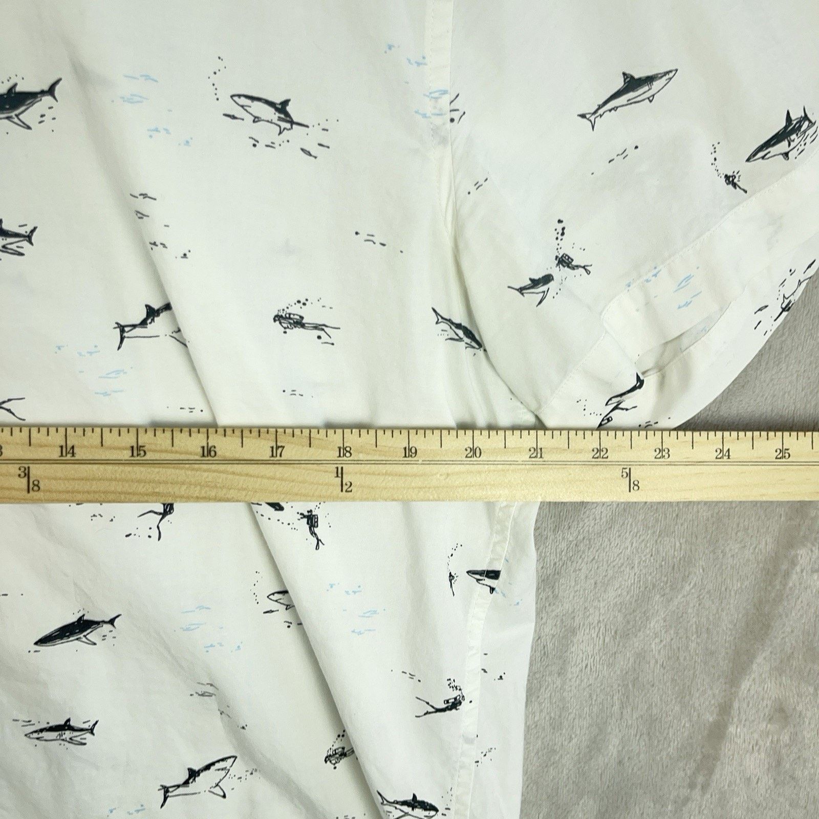Bonobos Bonobos Slim Fit Mens Shirt Large Shark Scuba Diver Nautical Size US L / EU 52-54 / 3 - 7 Thumbnail