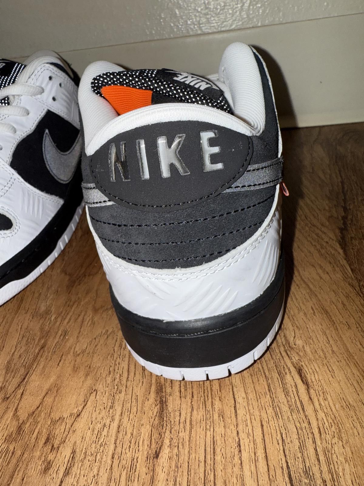 Nike Nike SB Dunk Low Tightbooth Size US 12 / EU 45 - 7 Thumbnail