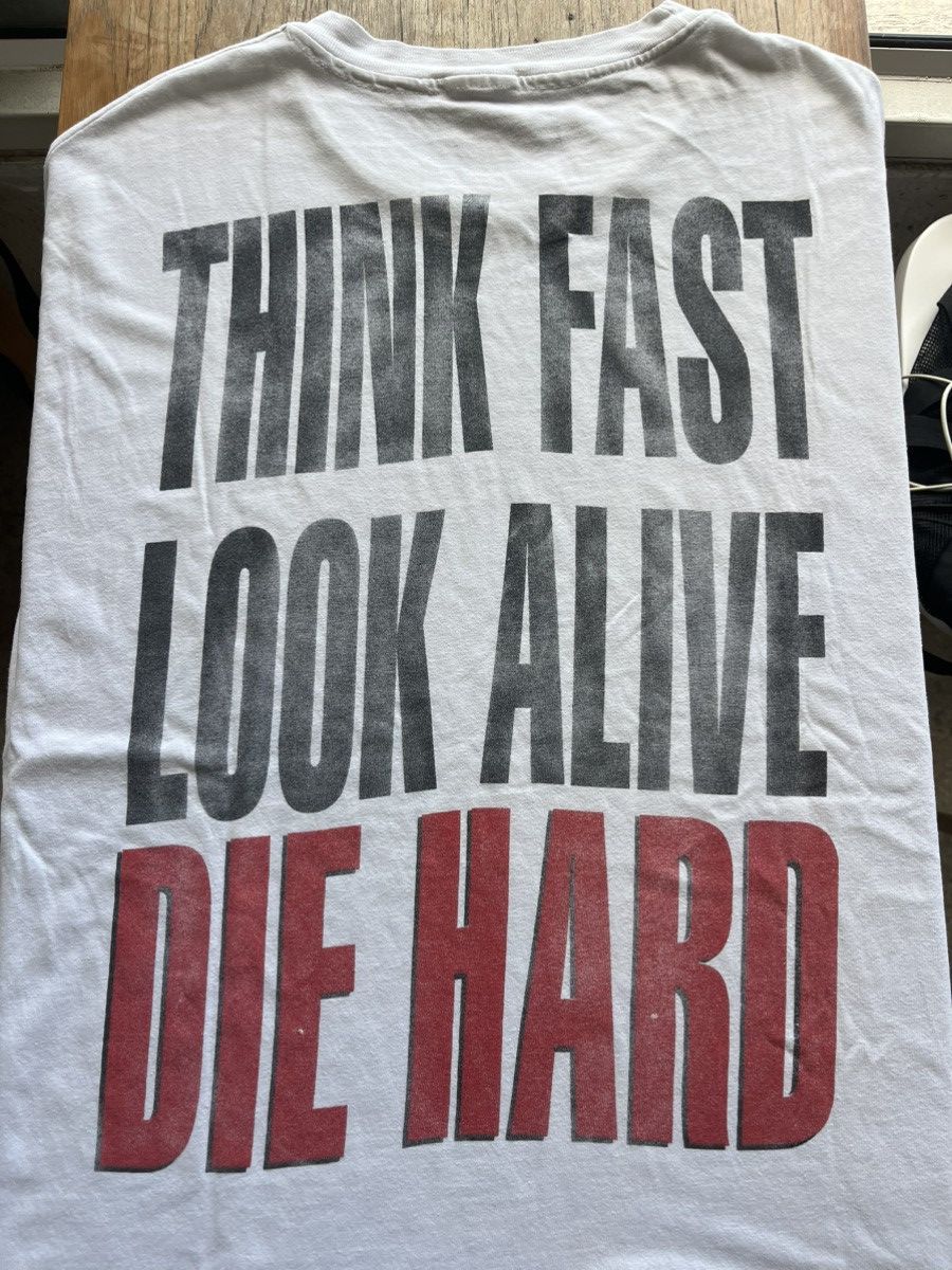 Other Vintage DIE HARD With A Vengeance 1995’s Movie Tshirt Size US XL / EU 56 / 4 - 9 Thumbnail