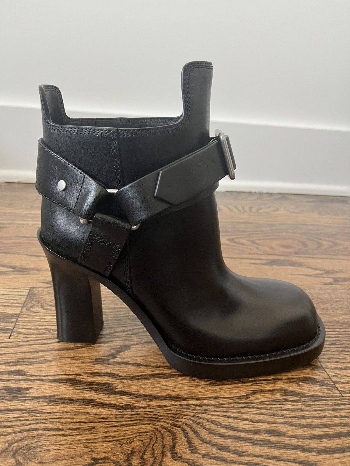 Burberry Burberry Leather Stirrup Low Boots Size US 8 / IT 38 - 11 Thumbnail