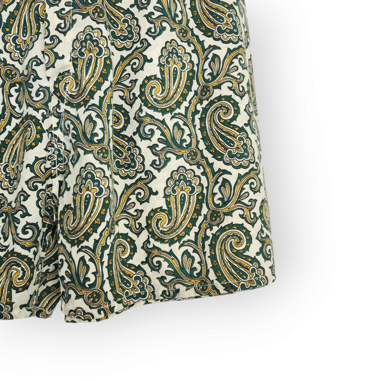 Vintage Vintage High Waisted White Green Yellow Paisley Shorts M L Size 30" / US 8 / IT 44 - 4 Thumbnail