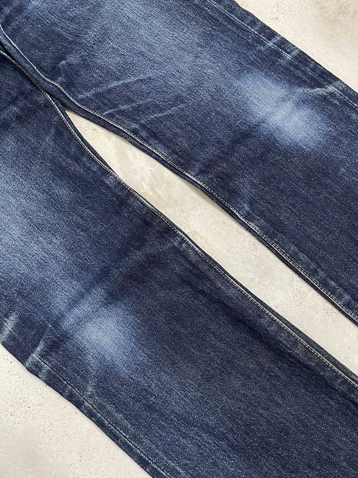 Levi's Levis 501 Straight Leg Buttonfly Dark Denim Distressed Size US 29 - 4 Thumbnail