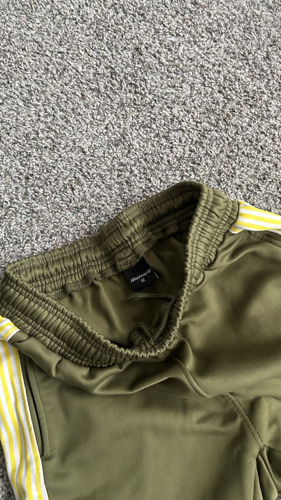 Other Green Stacks WRLD Sweatpants Size US 31 - 4 Thumbnail