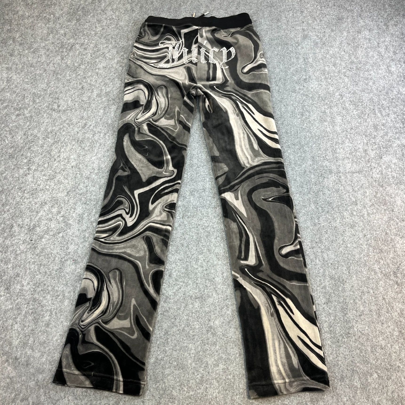 Juicy Couture Juicy Couture Womens Velour Joggers XS Black Marbled Spellout Jewels Velour Joggers Wom ens XS Black Juicy Couture Adult Regular Fit Trousers Size 26" / US 2 / IT 38 - 2 Thumbnail