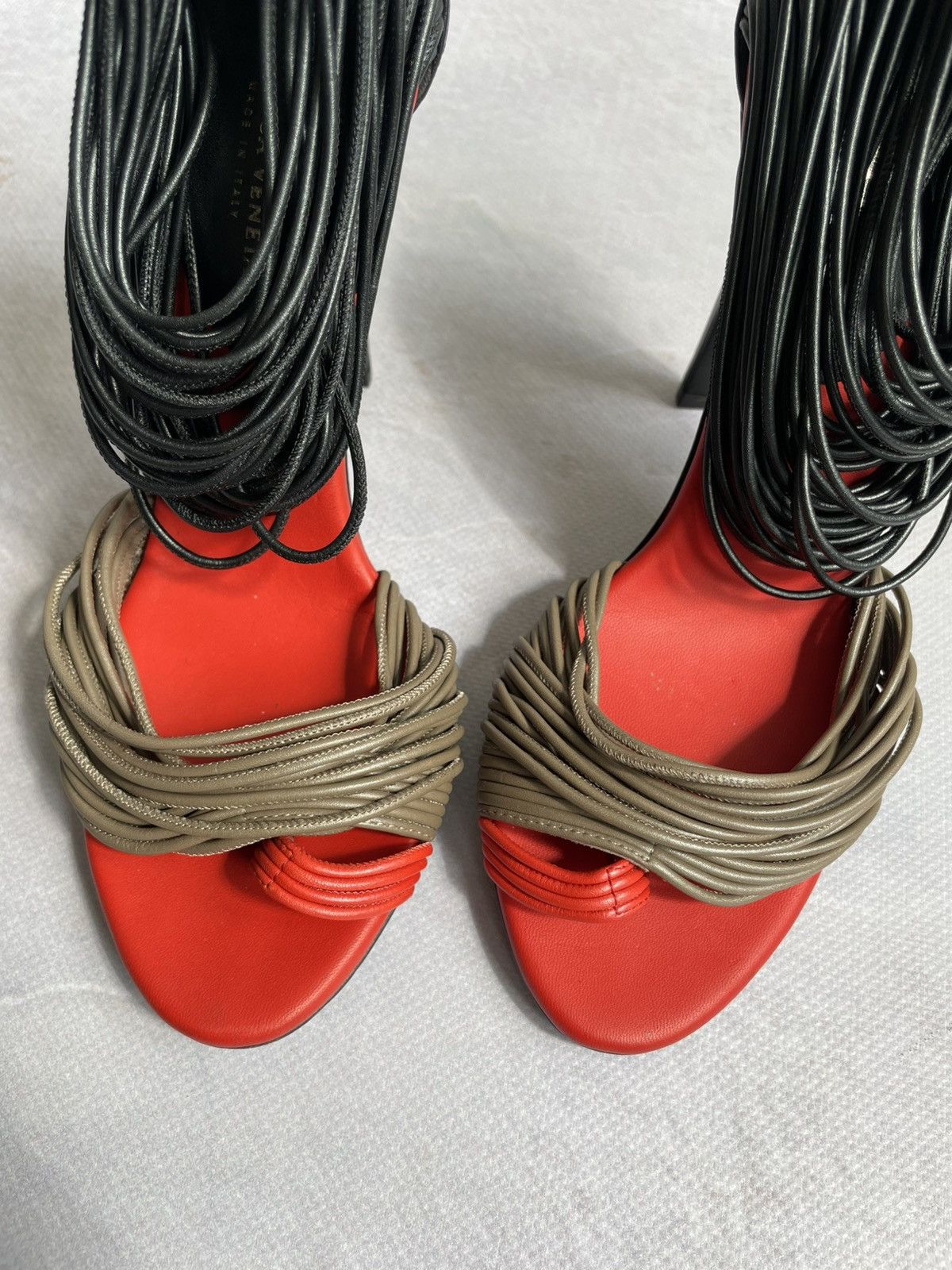 Bottega Veneta Bottega Veneta Strappy Leather Heels Vintage Size US 6 / IT 36 - 4 Thumbnail