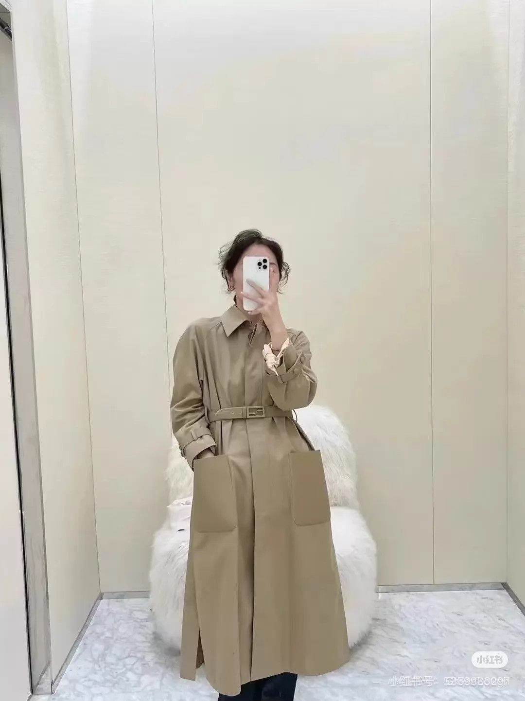 Fendi Fendi beige overcoat 36 Size XS / US 0-2 / IT 36-38 - 1 Thumbnail