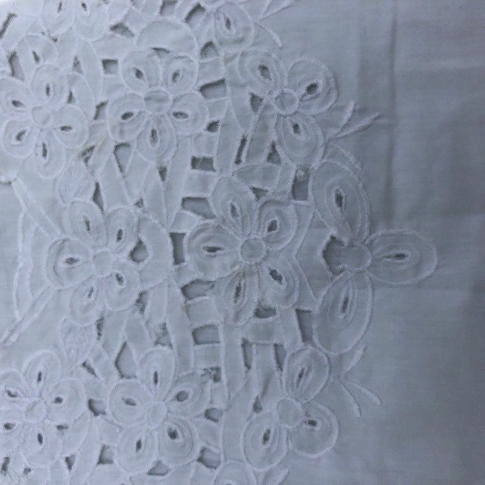 Designer Pre Owned Cut Out White Hand Made Blouse XL Size XL / US 12-14 / IT 48-50 - 3 Thumbnail