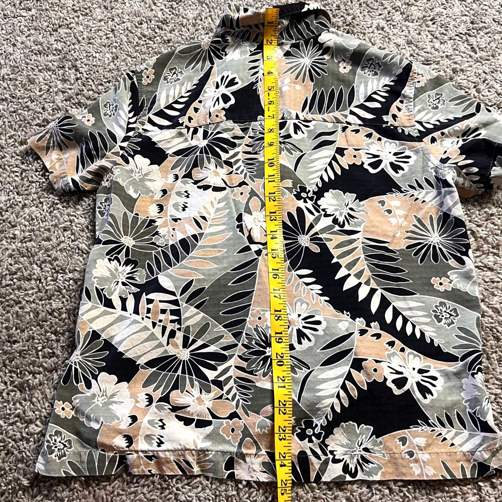 Vintage VINTAGE Bill Blass Button Up Mens Size M Silk Black Short Sleeve Shirt Size US M / EU 48-50 / 2 - 3 Thumbnail