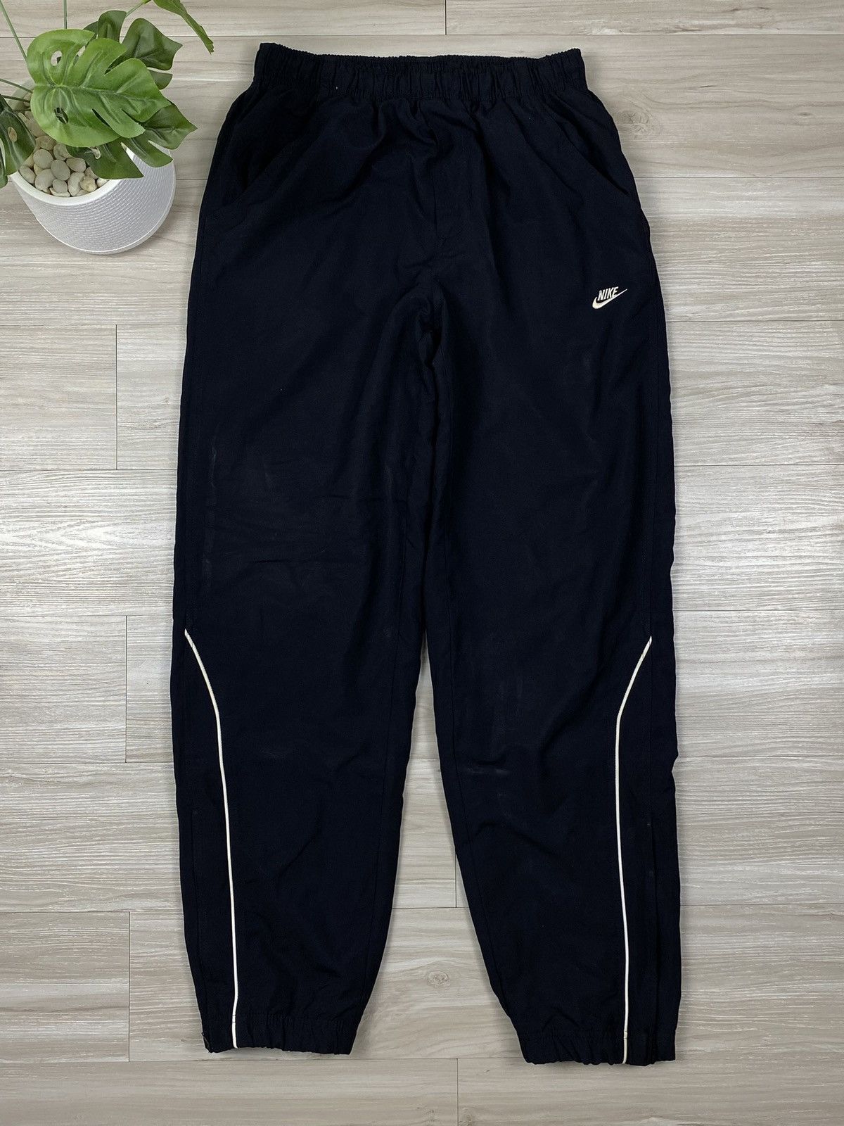 Nike Nike Y2K Double swoosh Vintage Nylon Track Pants Drill Track Size US 32 / EU 48 - 5 Thumbnail
