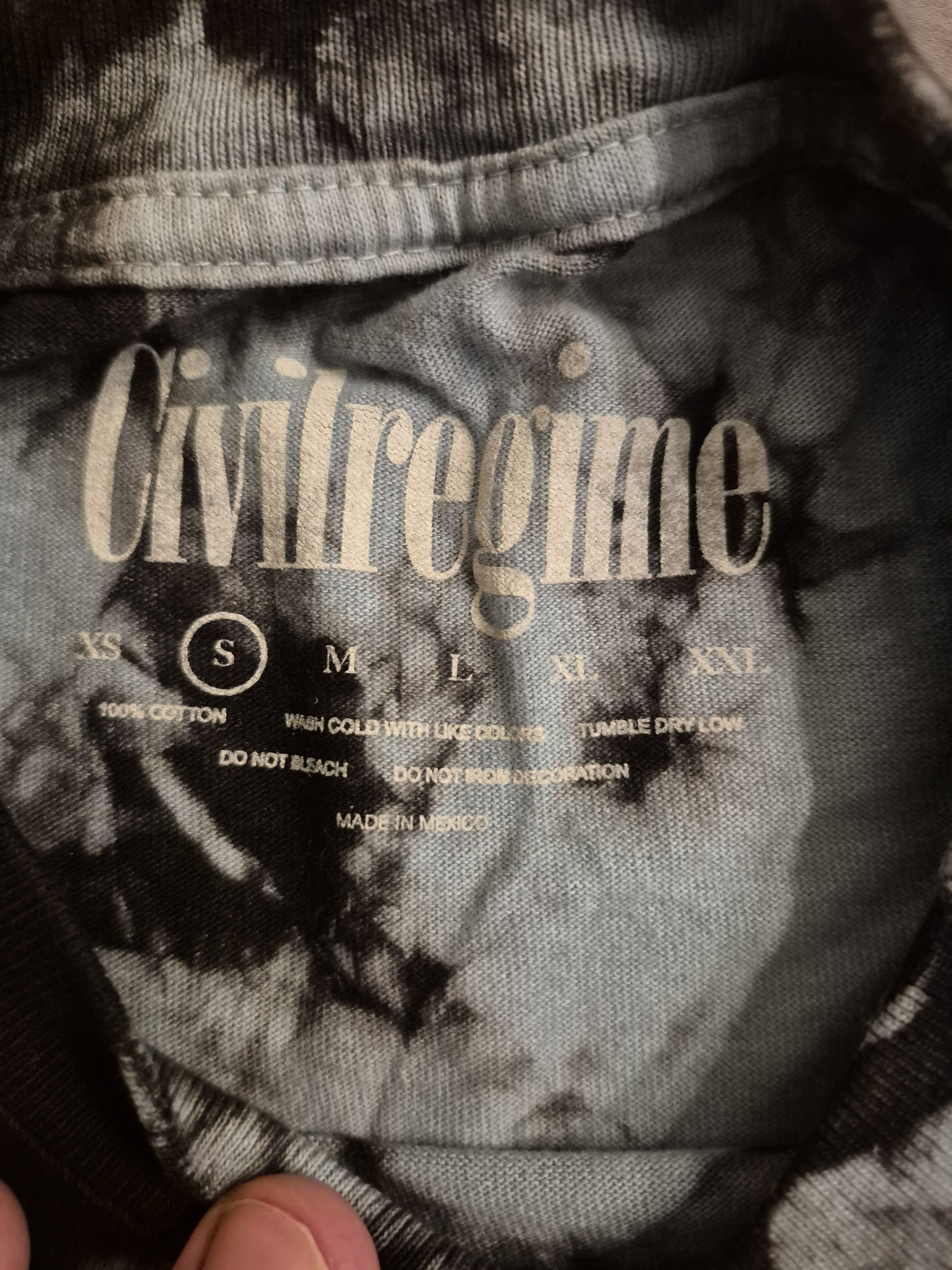 Civil Regime Civil Regime "Blooming Through Chaos" Size Small Size US S / EU 44-46 / 1 - 4 Thumbnail
