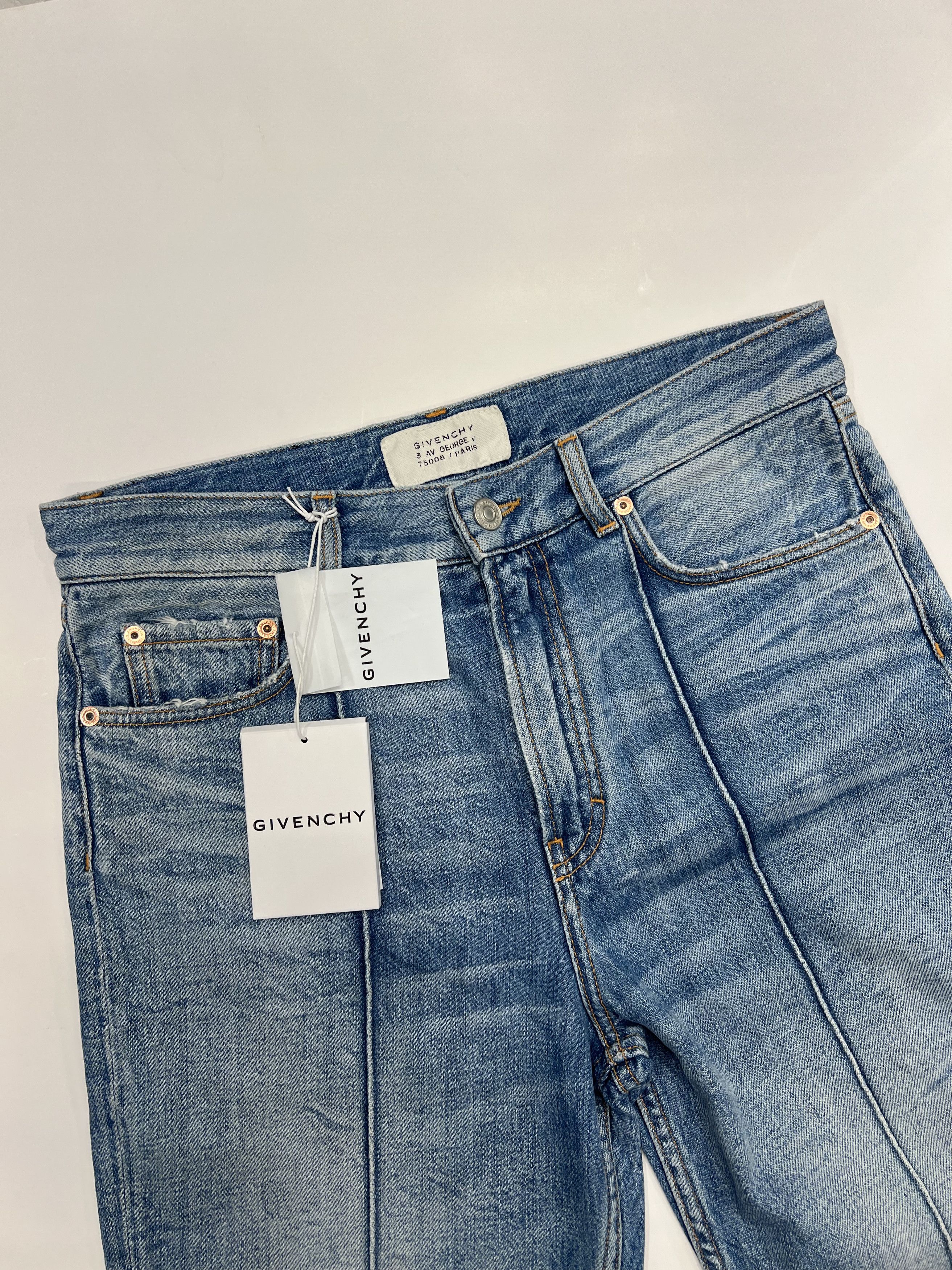 Givenchy Givenchy bermuda shorts Size US 28 / EU 44 - 2 Thumbnail