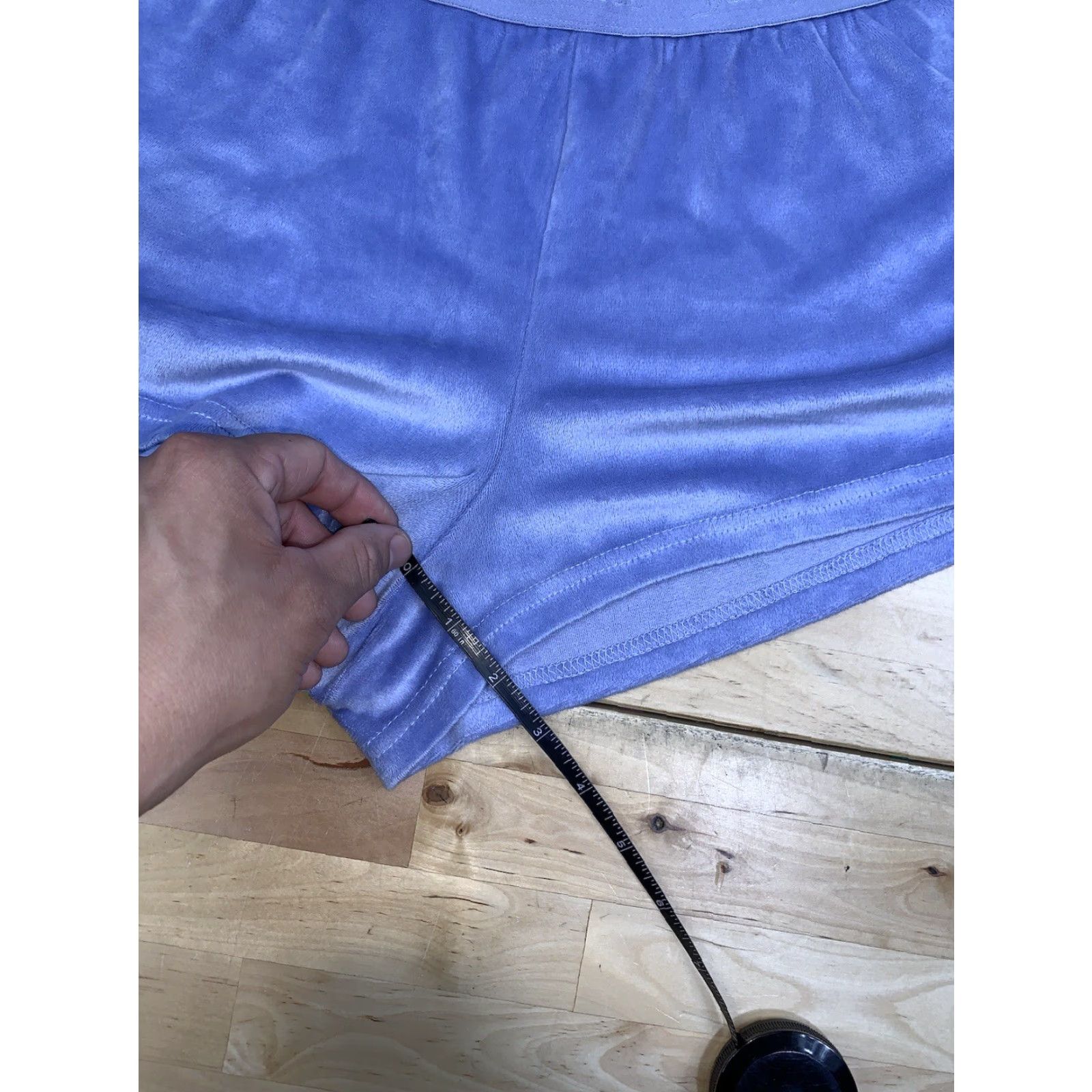 Juicy Couture Juicy Couture Sleep Shorts Womens M Velour Blue Lavender Solid Sleep Shorts Velour Womens M Juicy Couture Size 32" / US 10 / IT 46 - 5 Thumbnail