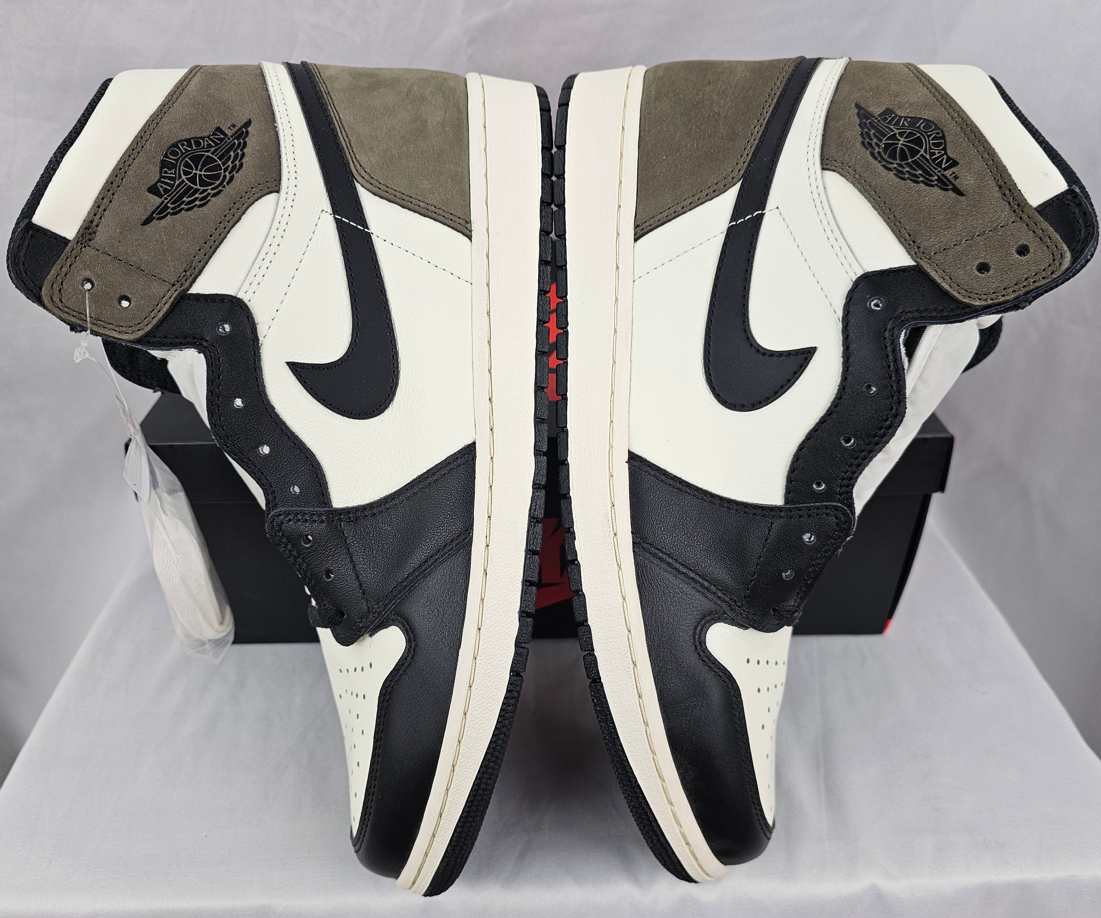 Jordache Nike Jordan 1 Retro OG High Dark Mocha Brown Men's Size 13 Size US 13 / EU 46 - 6 Thumbnail