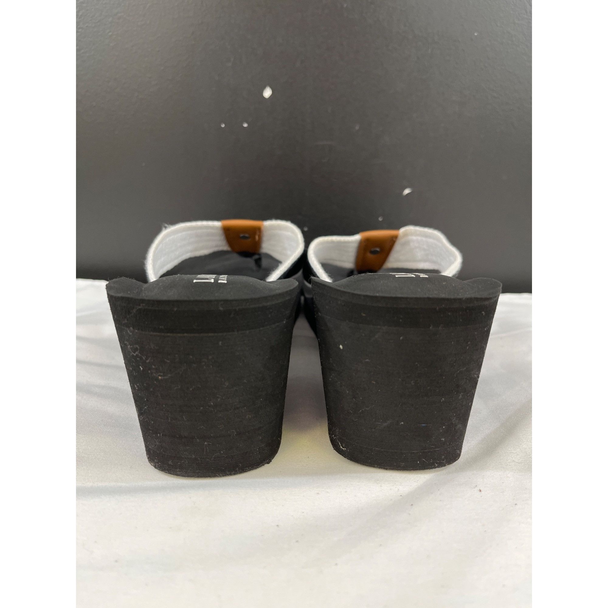 Lauren Ralph Lauren Lauren Ralph Lauren Jane Women's Black Sandals Size 10B SKU Size US 10 / IT 40 - 5 Thumbnail