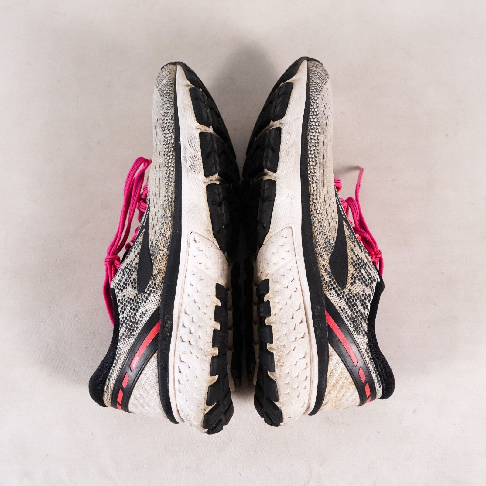 Brooks Brooks Ghost 11 Athletic Running Shoe Casual Sneaker Women 7 Size US 7 / IT 37 - 5 Thumbnail