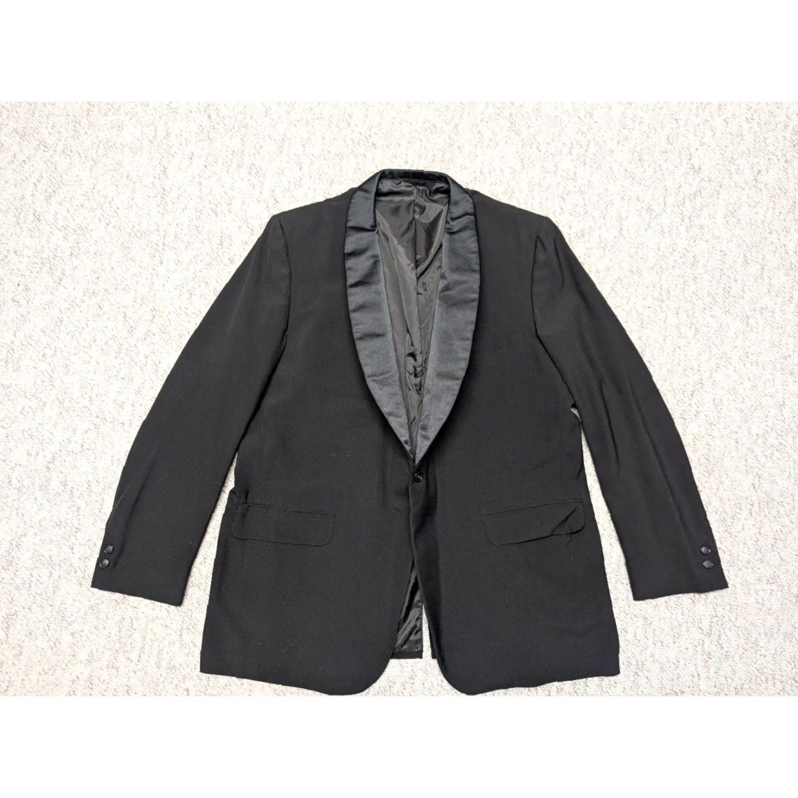 Vintage VINTAGE USA made 1970s-80s tuxedo blazer 46R black wool SHAWL smoking jacket Blazer Mens 46R Black Wool Shawl 80s 70s Formal Modern Size 46R - 7 Thumbnail