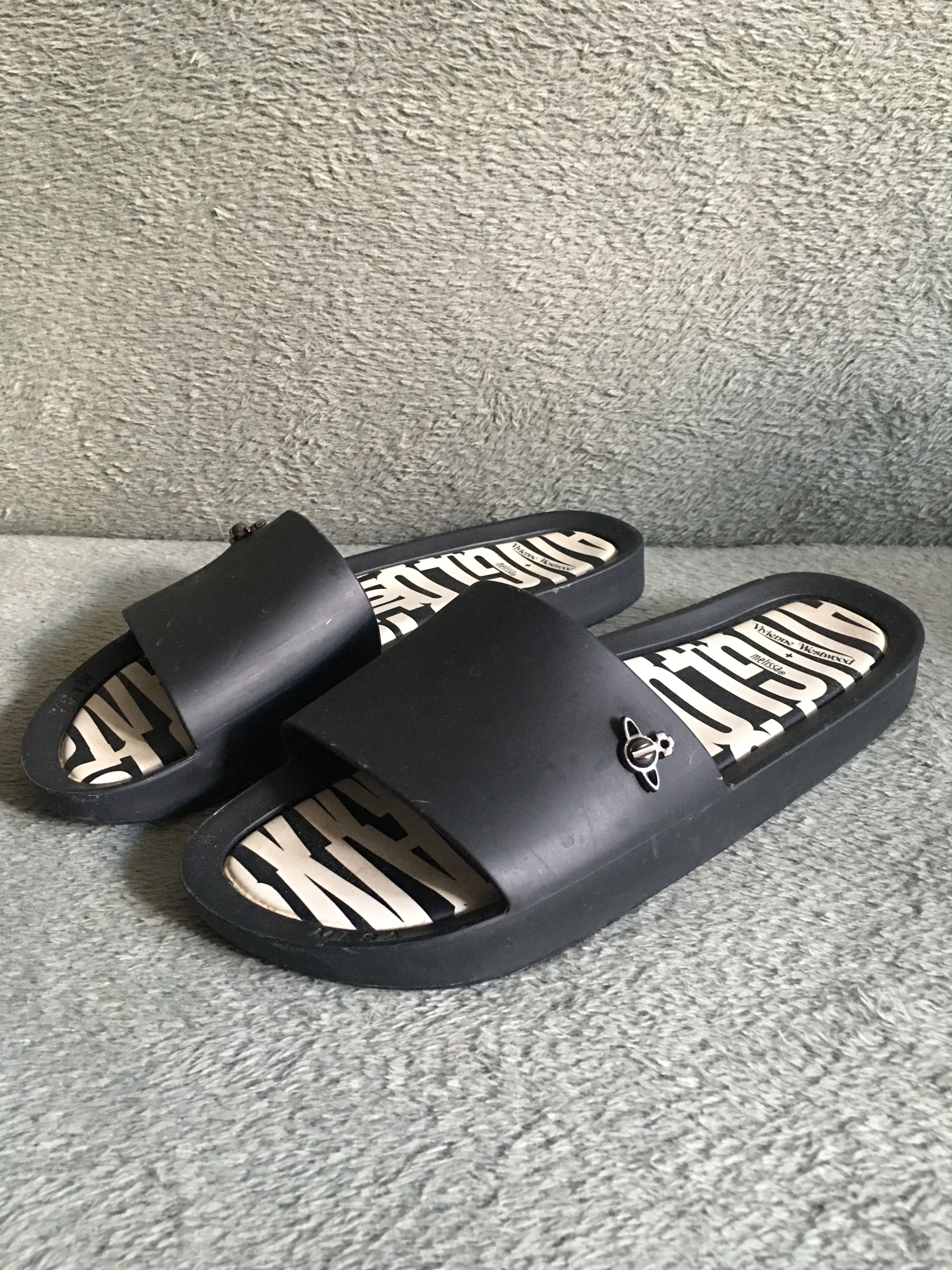 Melissa × Vivienne Westwood VIVIENNE WESTWOOD x Melissa Black Matte Orb Beach Sliders Size US 10 / IT 40 - 1 Thumbnail