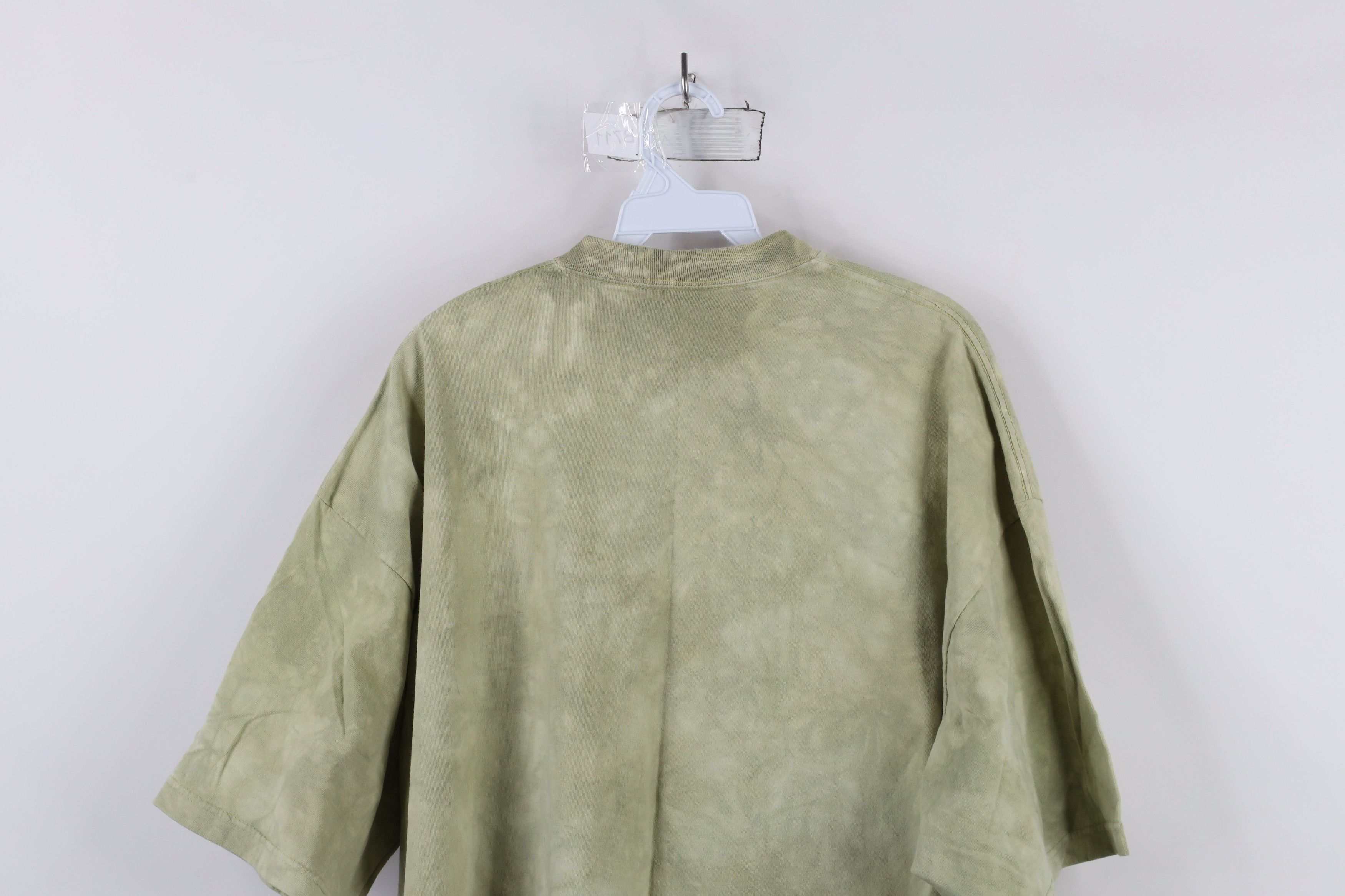 Vintage Vintage Y2K 2002 Streetwear Nature Bear Acid Wash T-Shirt Size US XXL / EU 58 / 5 - 11 Thumbnail