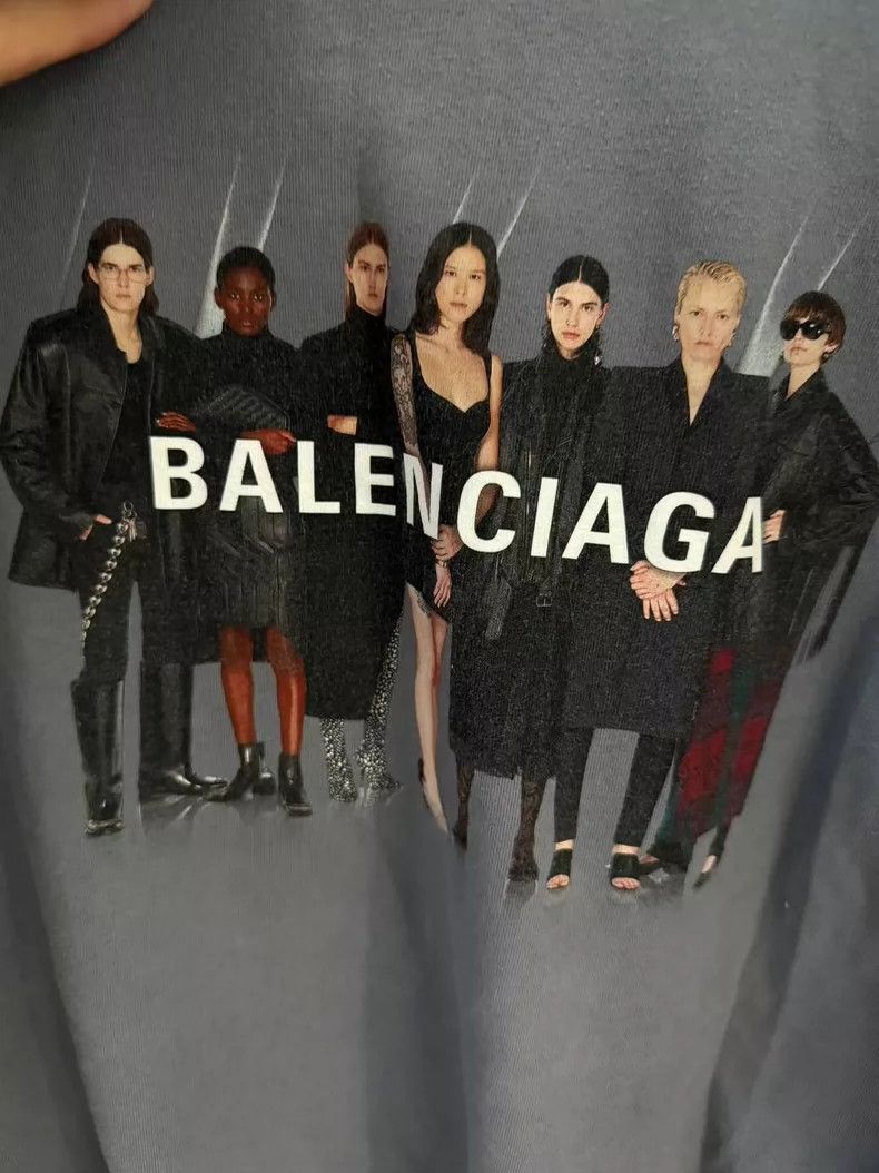 Balenciaga Balenciaga Haze Blue Portrait Short Sleeve M Size Size US M / EU 48-50 / 2 - 5 Thumbnail