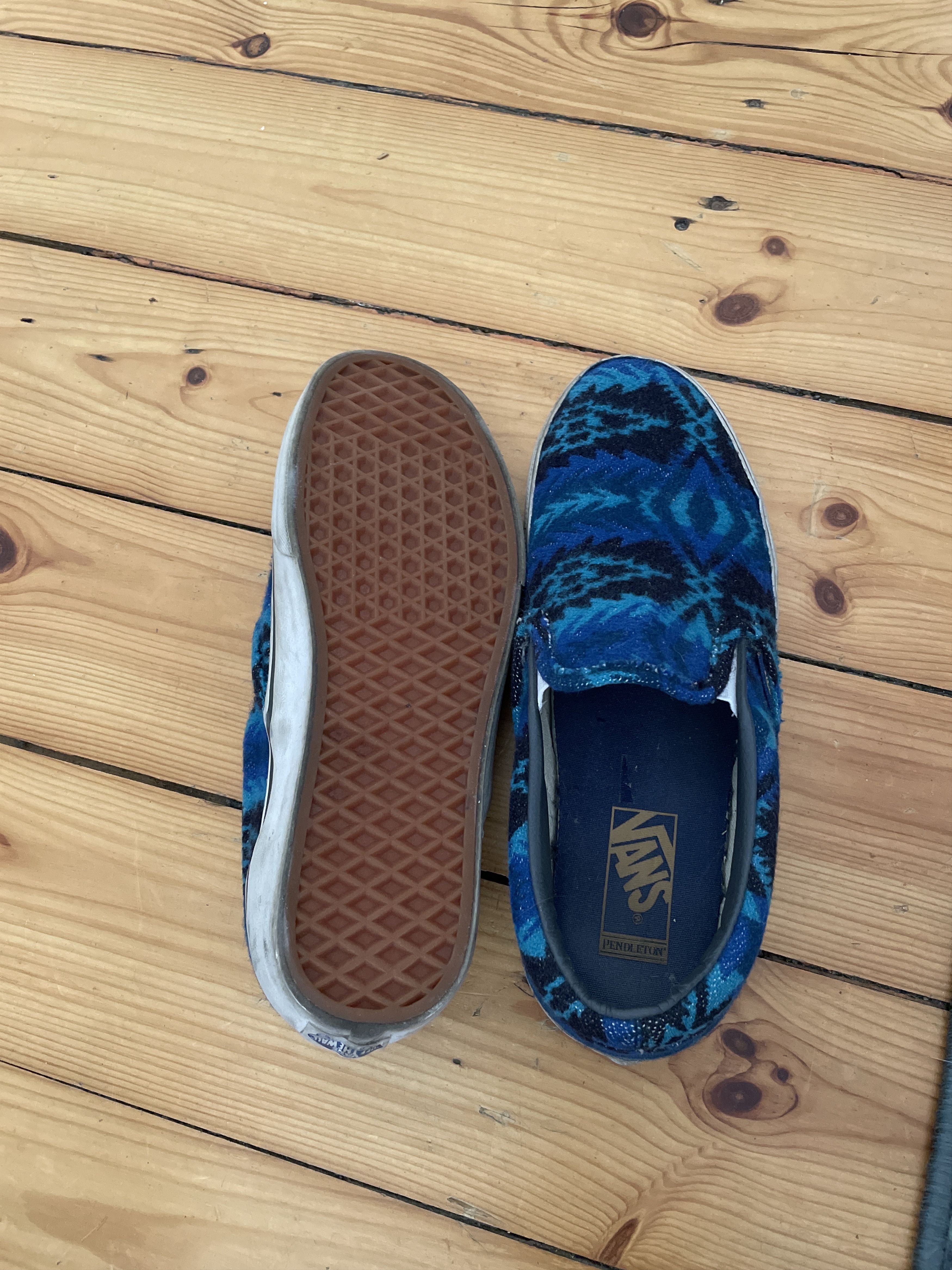 Pendleton × Vans Rare Vans x Pendleton Blue Navajo Wool Slip-on Shoes Size US 8 / EU 41 - 3 Thumbnail