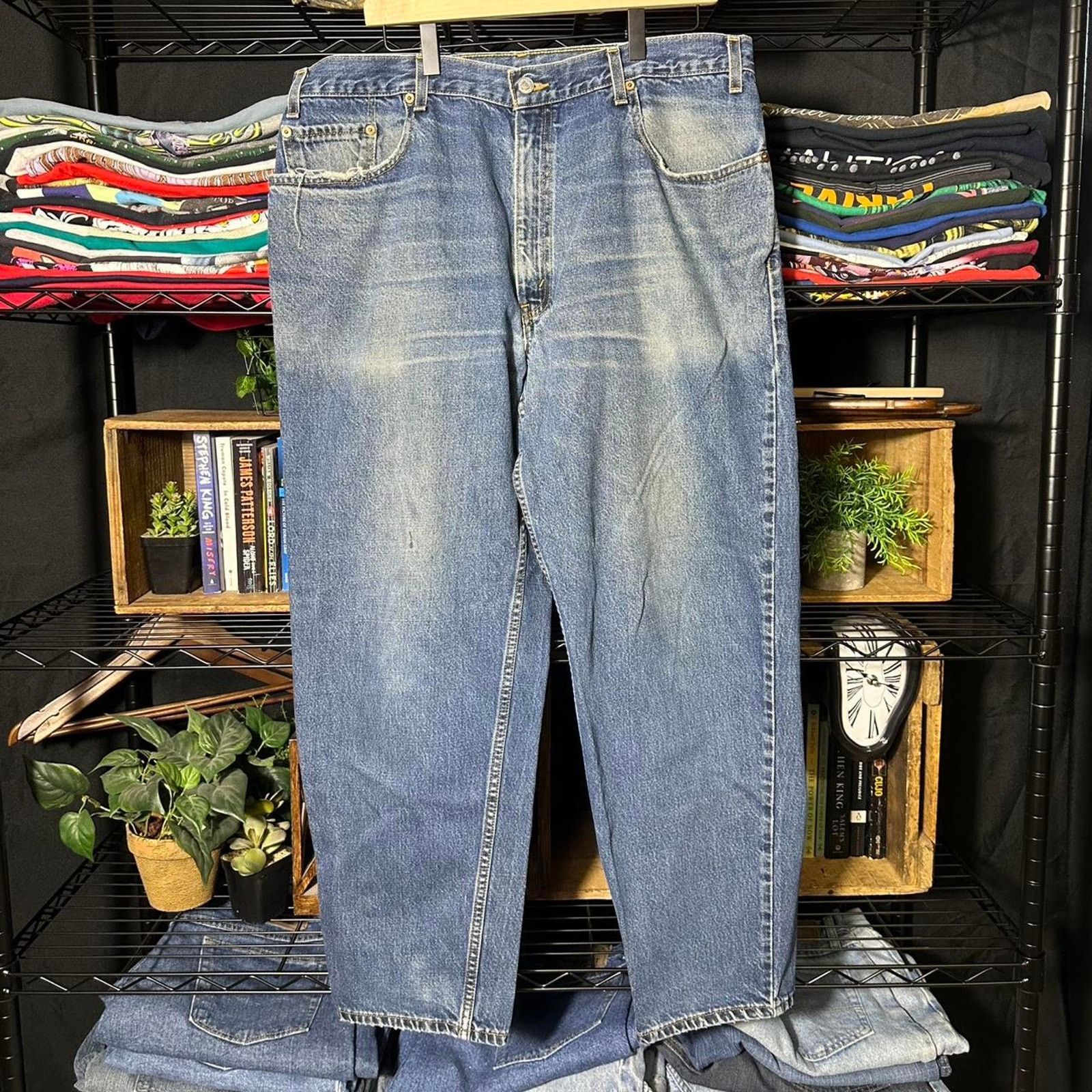 Levi's Vintage 90s Levi’s 560 Baggy Jeans Light Blue Loose Fit Pant Size US 38 / EU 54 - 2 Thumbnail
