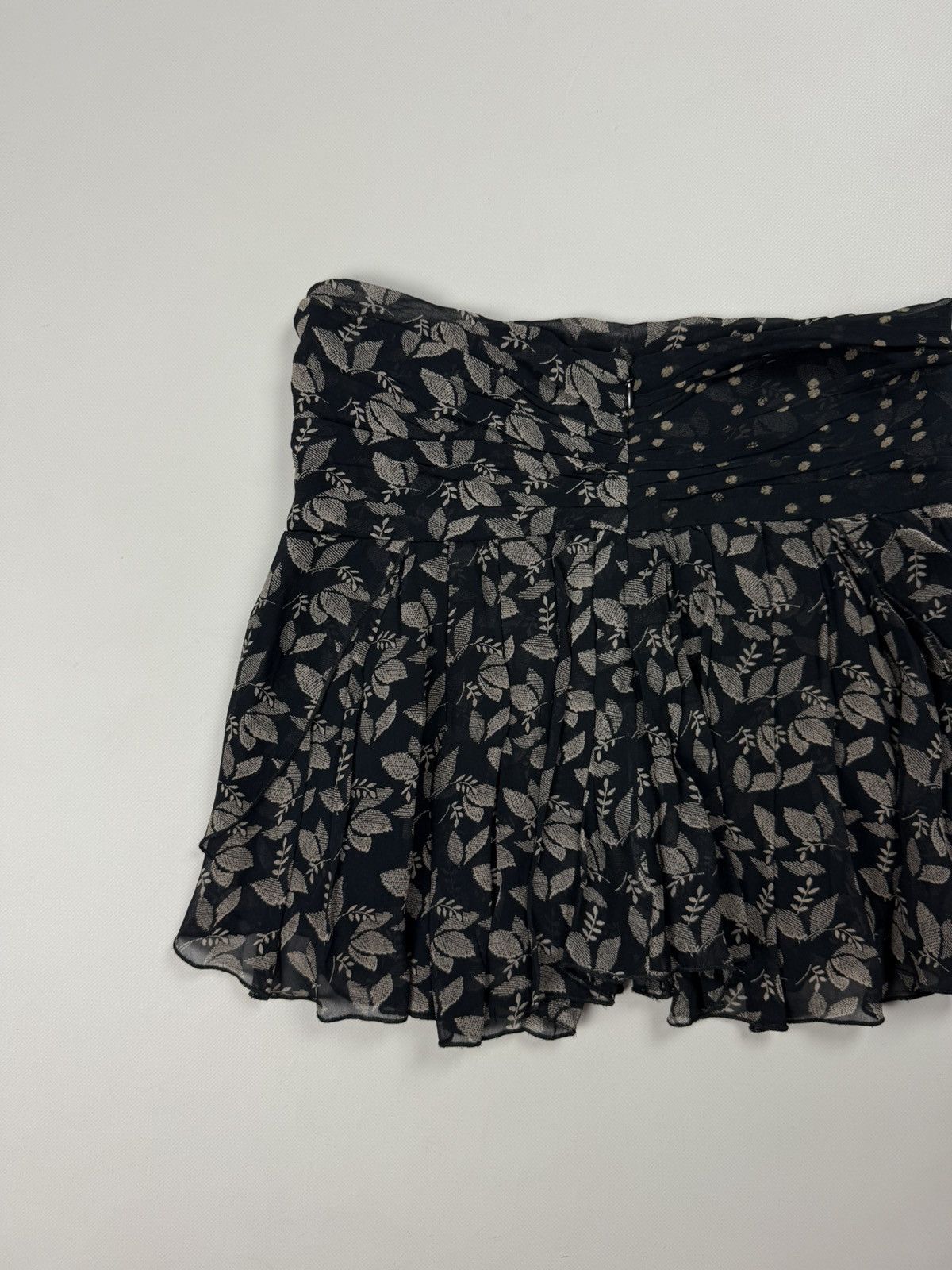 Isabel Marant Etoile Isabel Marant Etoile Floral Pattern Viscose Mini Skirt Size 26" / US 2 / IT 38 - 13 Thumbnail