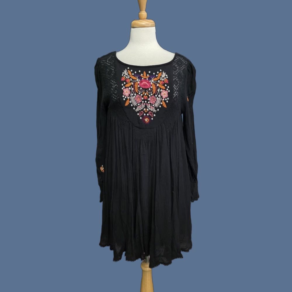 Free People Free People Mini Dress Black Embroidered Boho Peasant Womens Size S Long Balloon Sleeve Scoop Neck Size S / US 4 / IT 40 - 1 Thumbnail