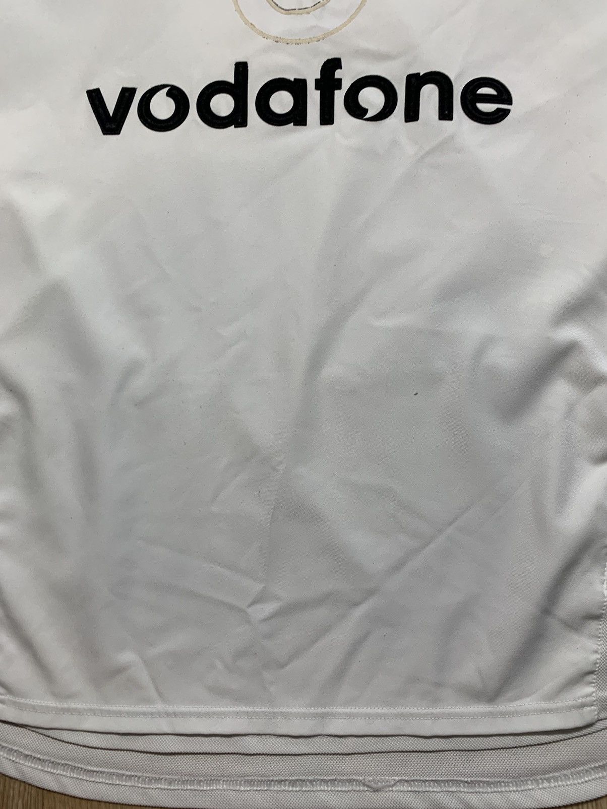 Nike Vintage Nike Manchester United Vodafone Soccer Jersey size M Size US M / EU 48-50 / 2 - 8 Thumbnail