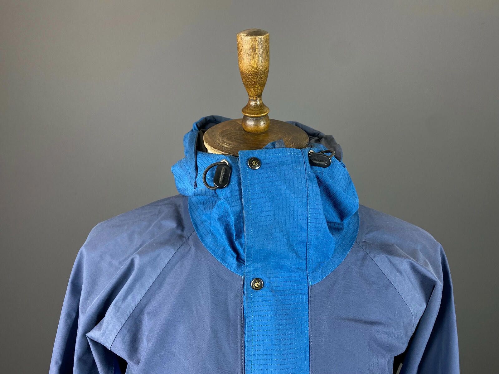 Berghaus Vintage Men Berghaus Extreme 7000 Gore Hooded Jacket Parka Size US XL / EU 56 / 4 - 2 Thumbnail