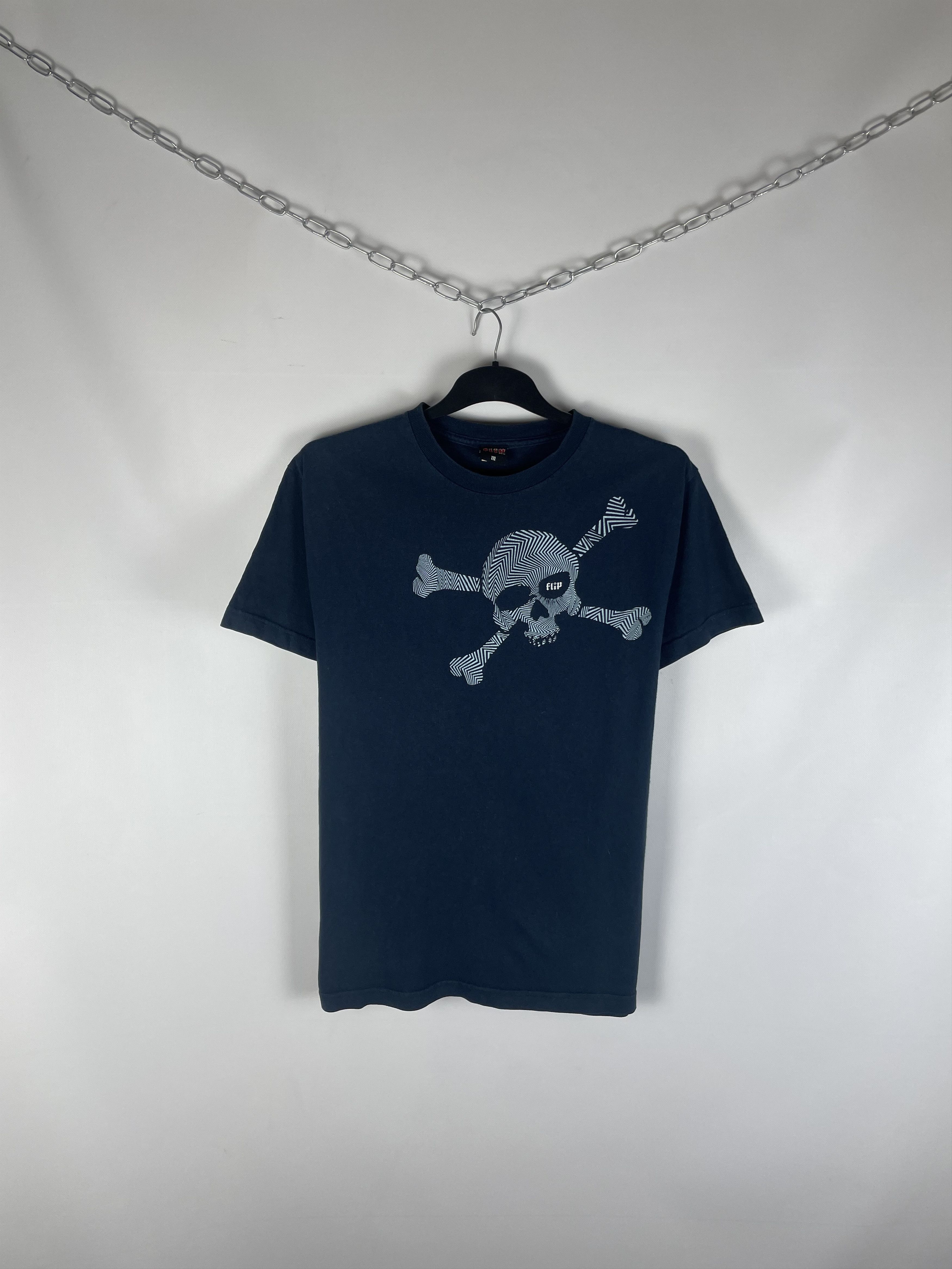Flip Skateboards VINTAGE 90’s FLIP SKATEBOARDS TRASHED TEE Y2K HOOK-UPS Size US M / EU 48-50 / 2 - 1 Thumbnail