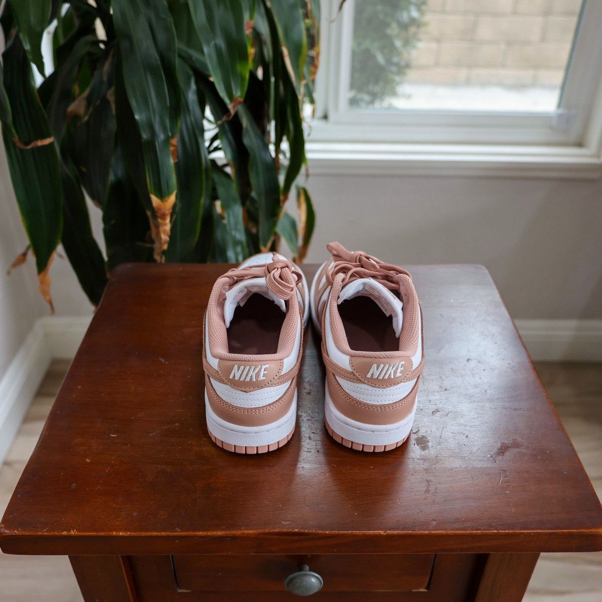 Nike Nike Dunk Low Rose Whisper Size 5 Youth No Box Size US 5 / EU 37 - 4 Thumbnail