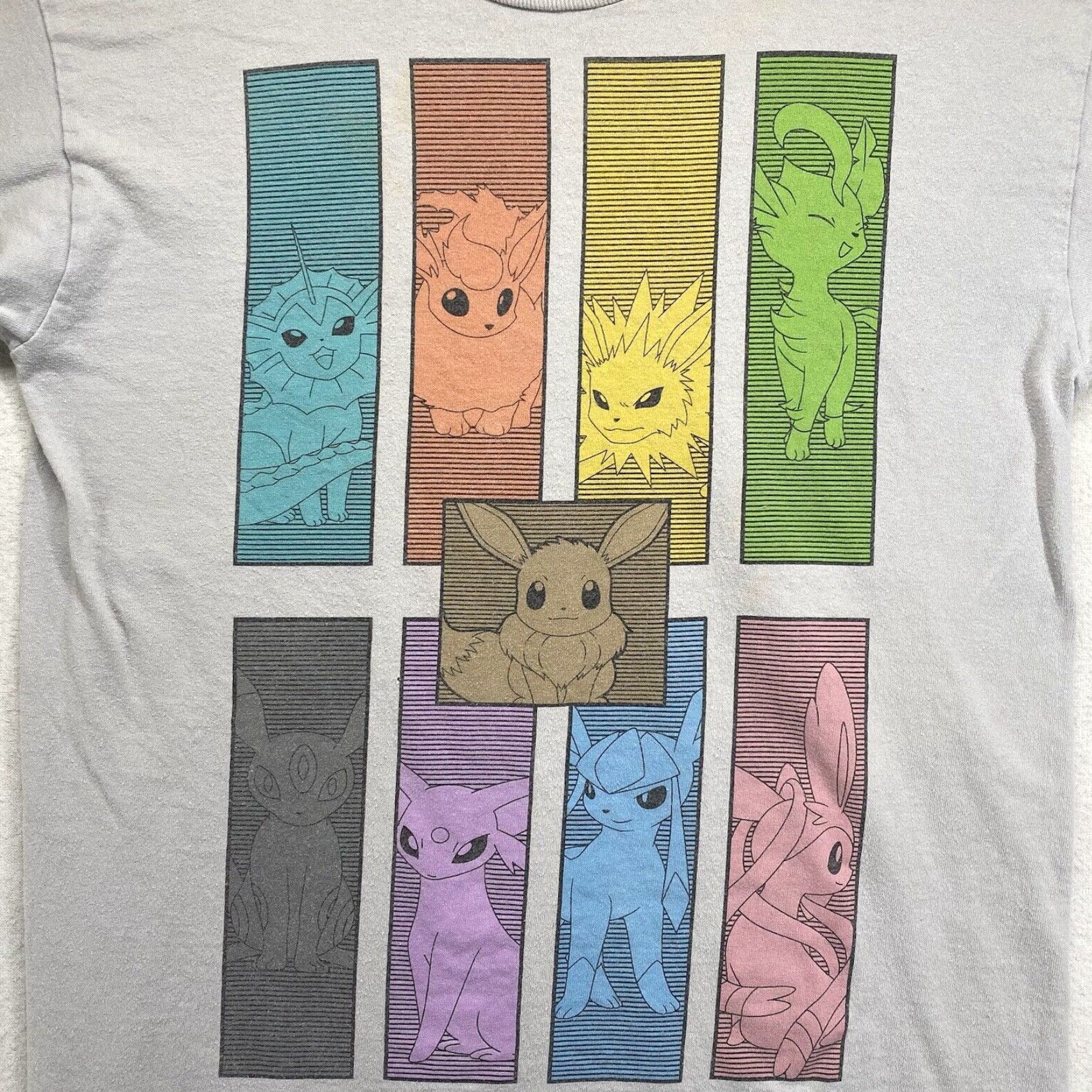 Vintage VINTAGE Pokémon Eevee Graphic T-Shirt Unisex Adults Extra Small Gray Cotton Spring Summer Pokemon Size US XS / EU 42 / 0 - 2 Thumbnail