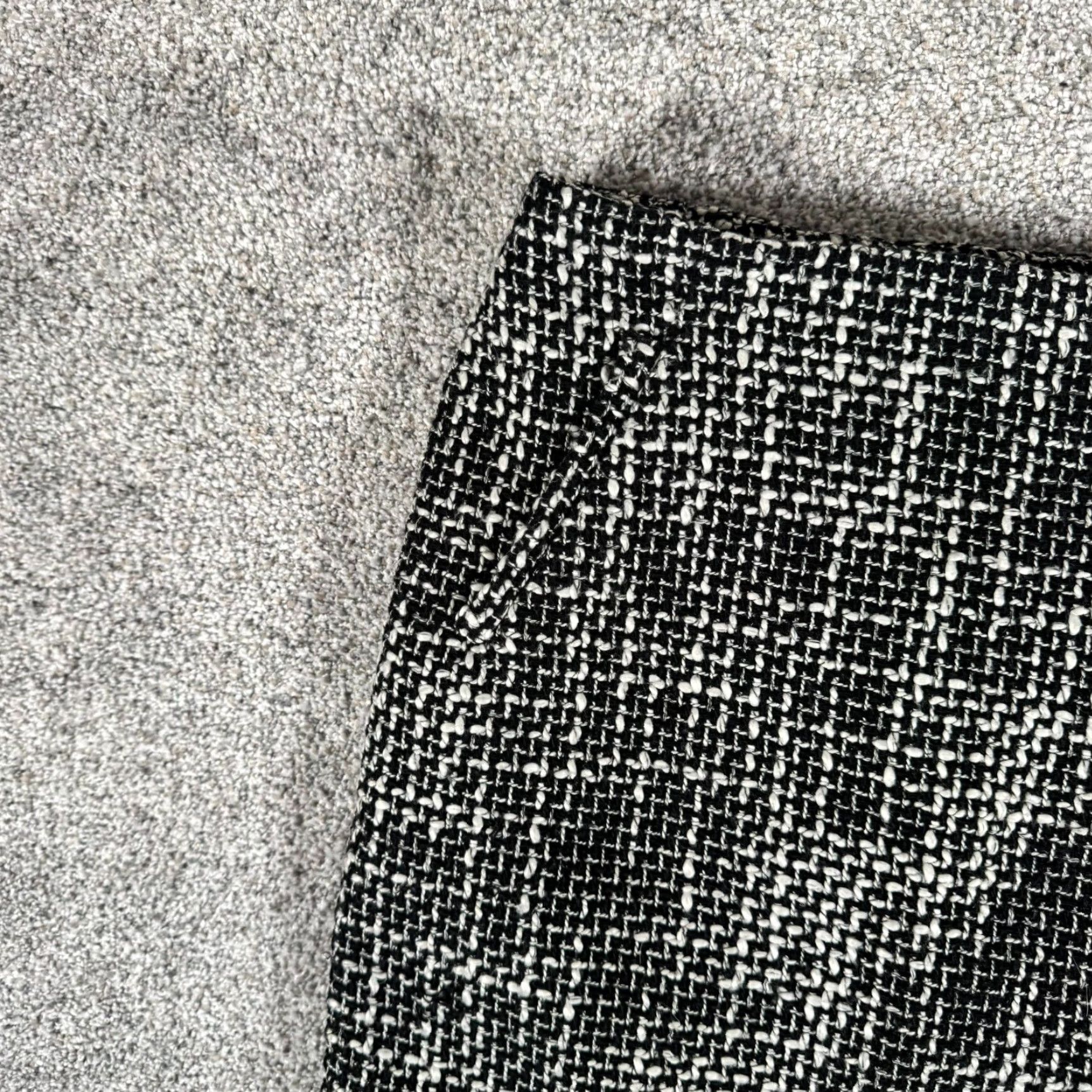 Vintage VINTAGE INC International Concepts Skirt 4 Office Academia Bouclé Tweed Retro Twee Pencil Knee Length Black Womens Size 27" / US 4 / IT 40 - 6 Thumbnail